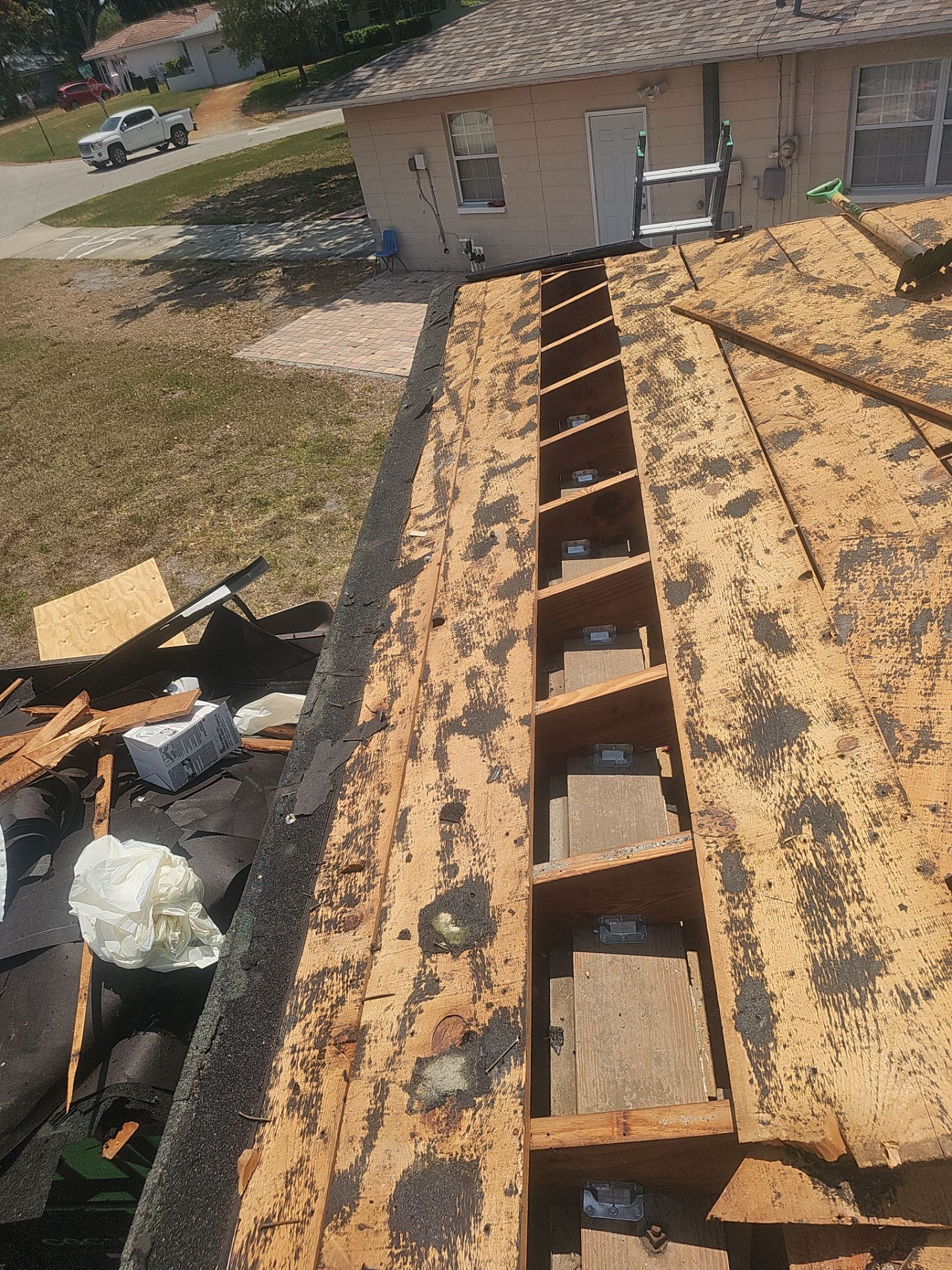 Project in St. Petersburg 33705 by Mitchell Roofing Company LLC 