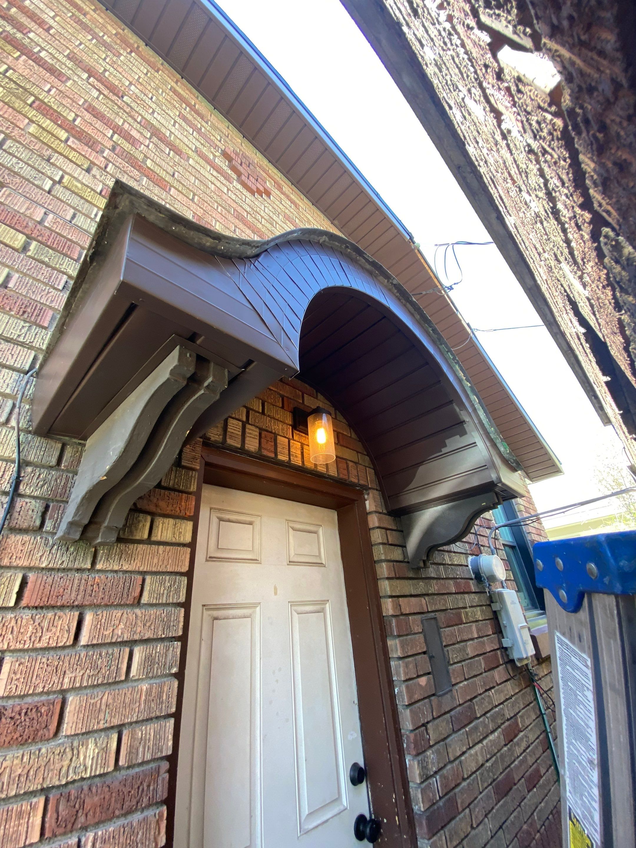 Ogden | Custom Roofline Modernization | Musket Brown by Ideal Siding Utah