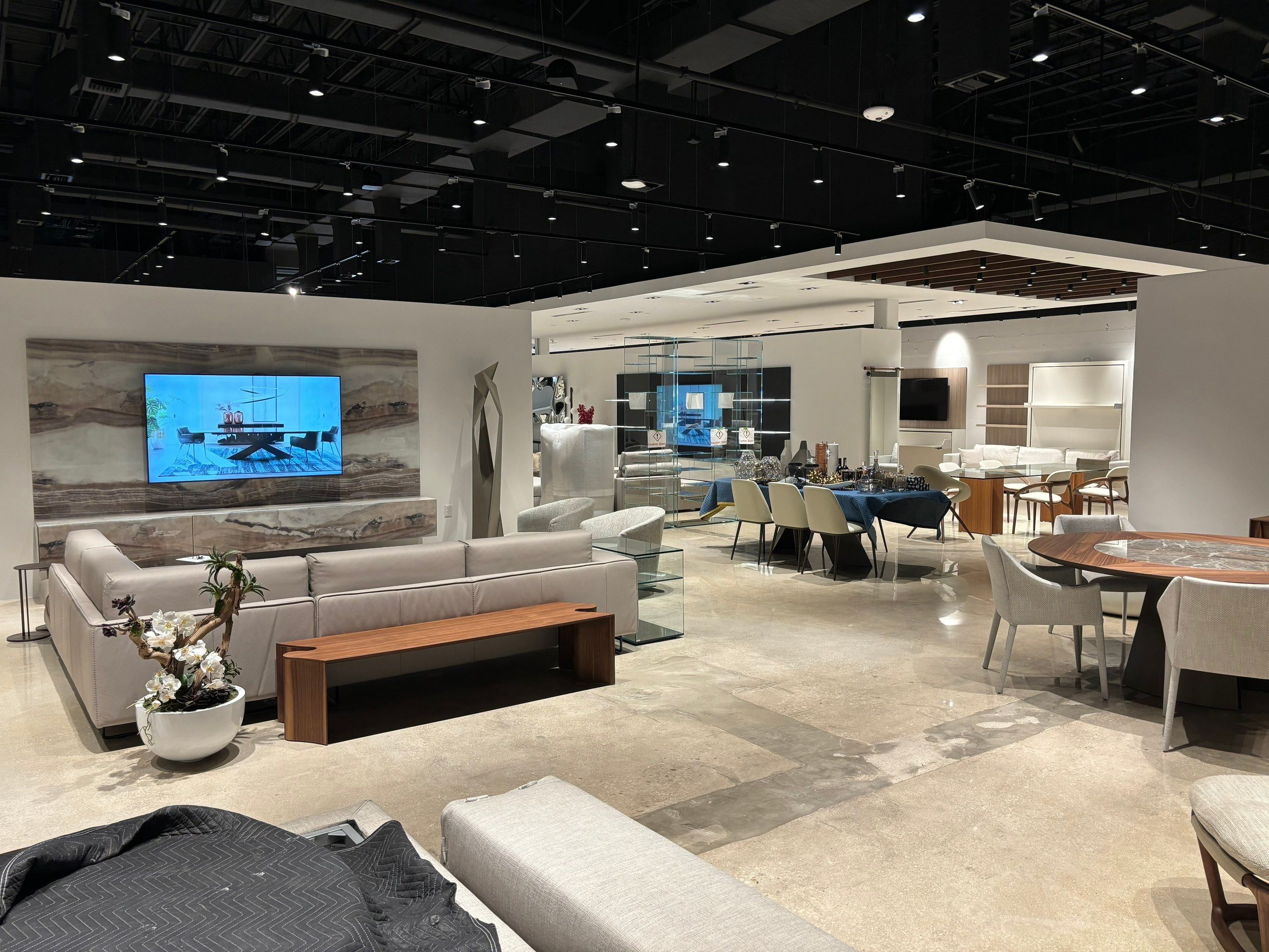 Hallandale Store Renovation by The Goat Contractor ( Giampri Corp)