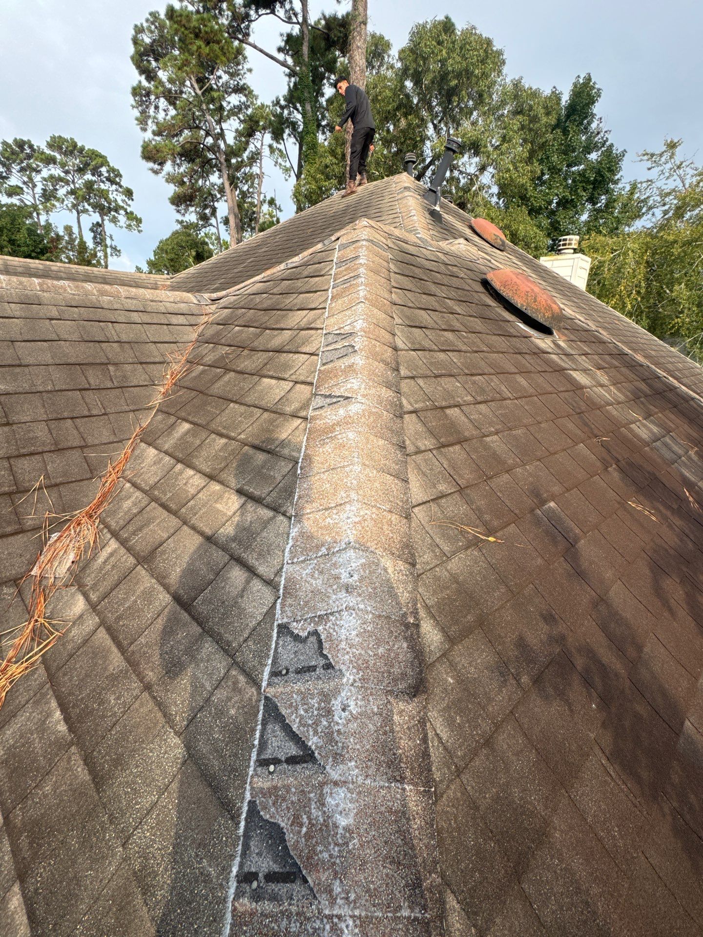 Roof Replacement in The Woodlands TX by Roof Repair Company