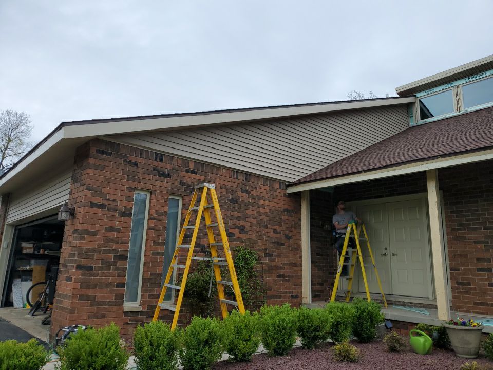 Siding Replacement using Certainteed Restoration Classic D4 by 180 Contractors