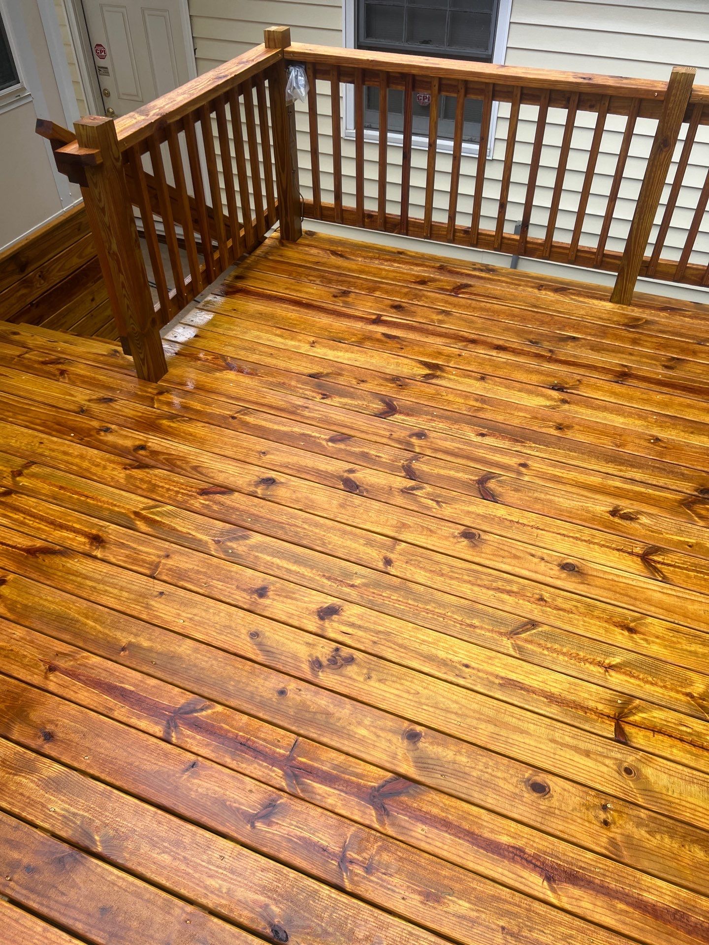 Wood Deck using Wood Sealant by DuraSeal
