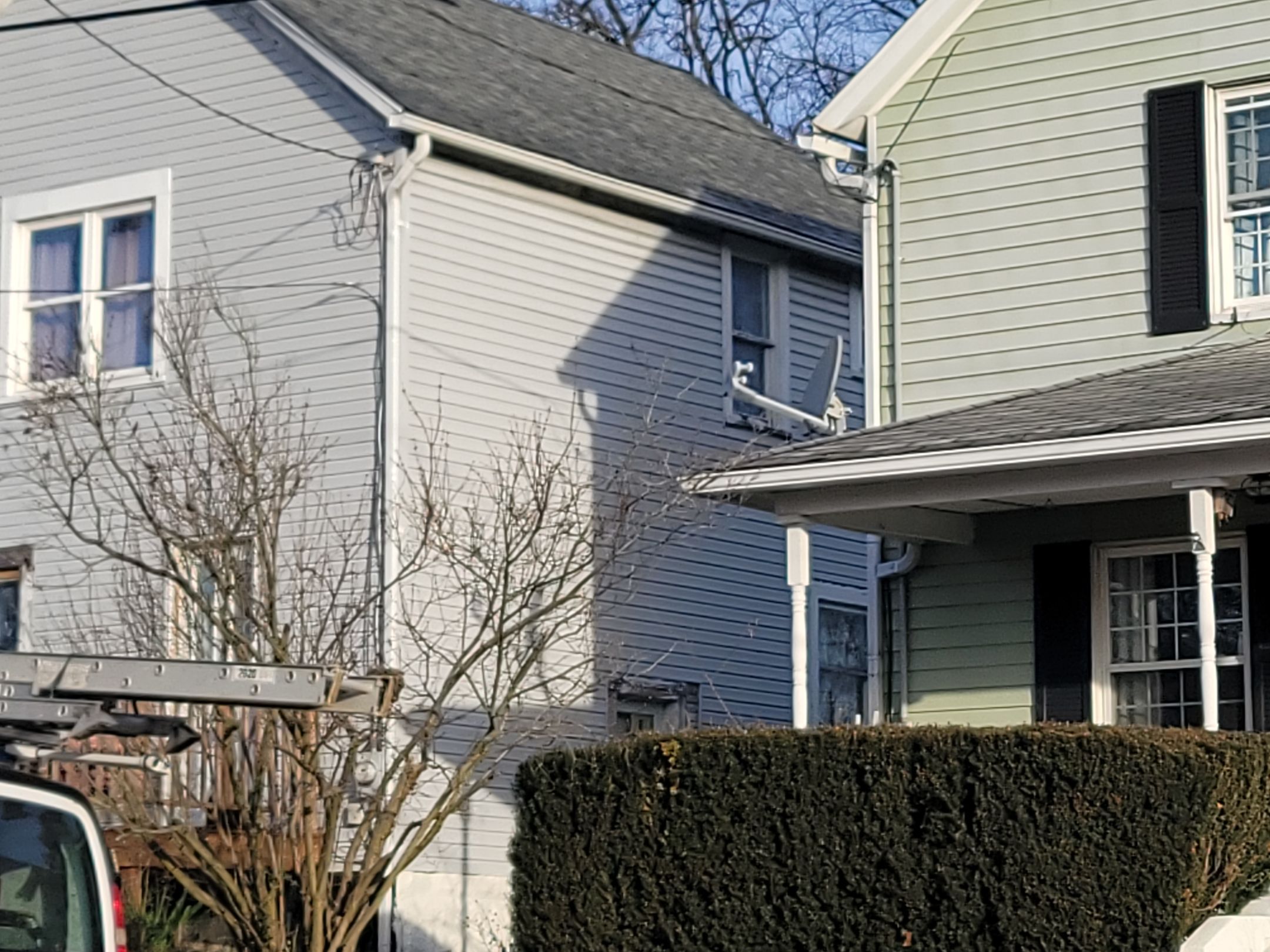 Atlas Pinnacle, Color: Hearthstone, Drip Edge: White by Eagle Eye Roofing
