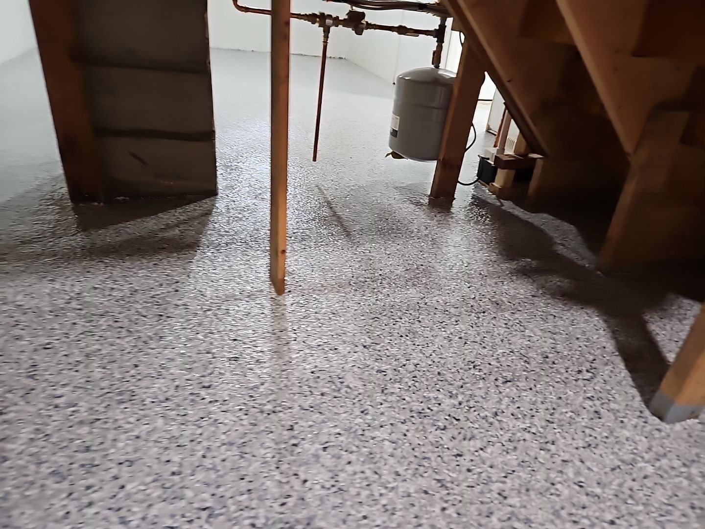 Garage in Nashua, NH 03060 by Symphony Concrete Coatings