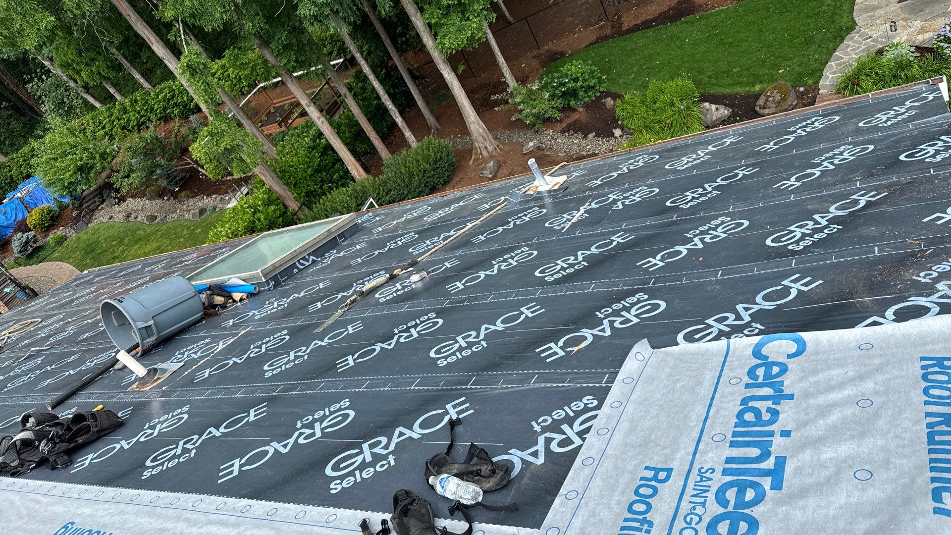 Northeast Everett St Portland OR by OR Advanced Roofing, LLC
