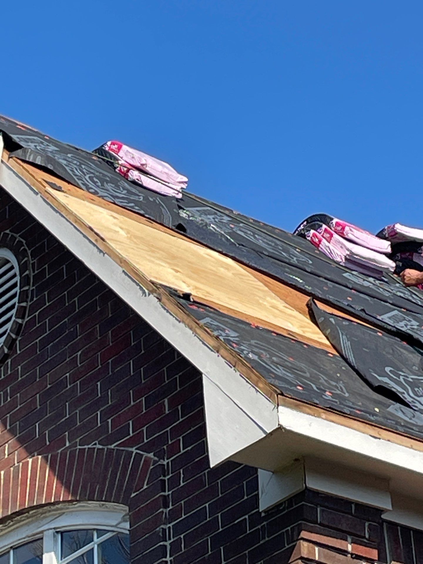 Residential Roofing Installation using Owen's Corning Duration (Lifetime) Shingles by Roof Repair Company
