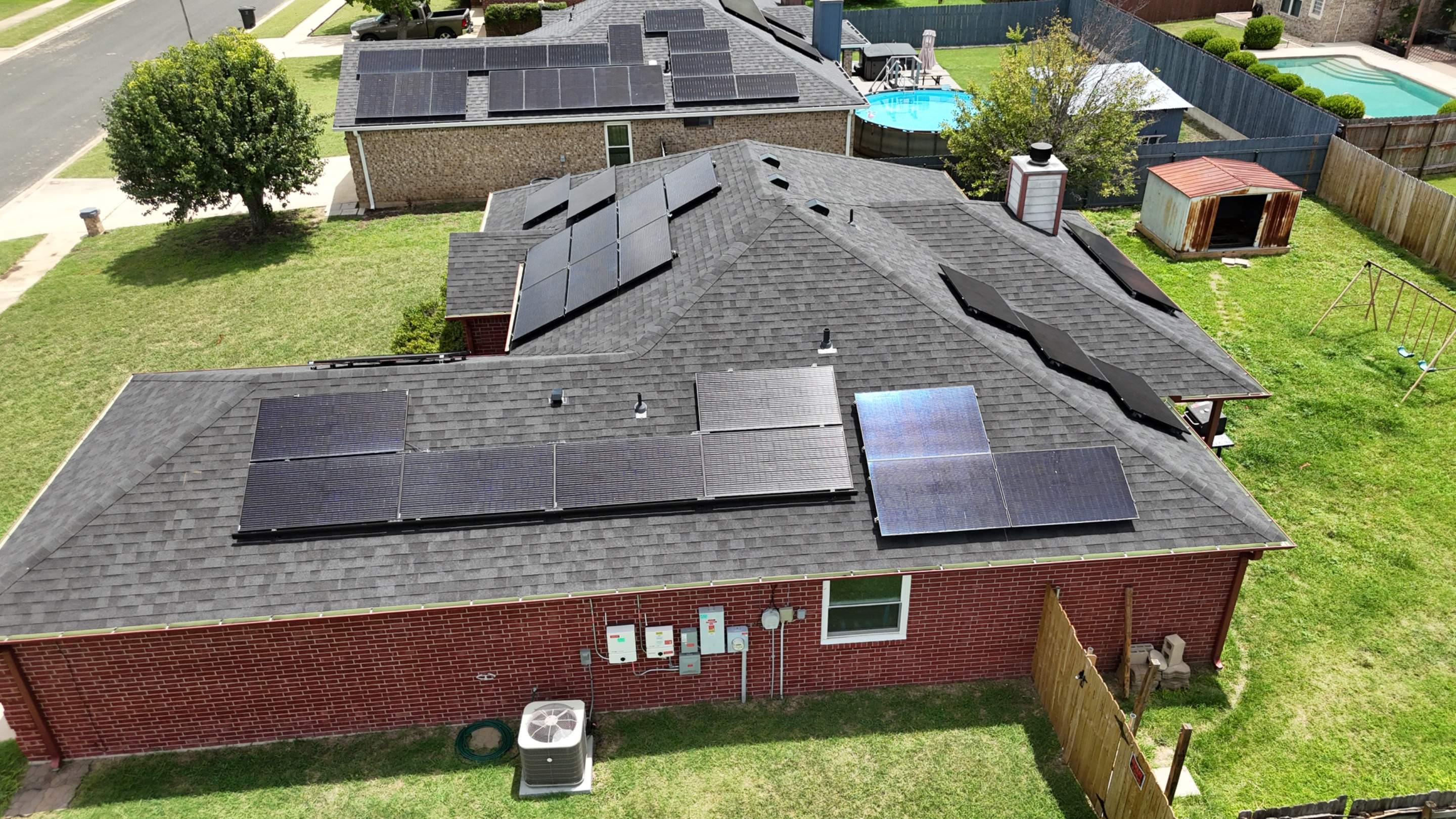 Brilliant Black - Malarkey Vista by RoofsOnly.com