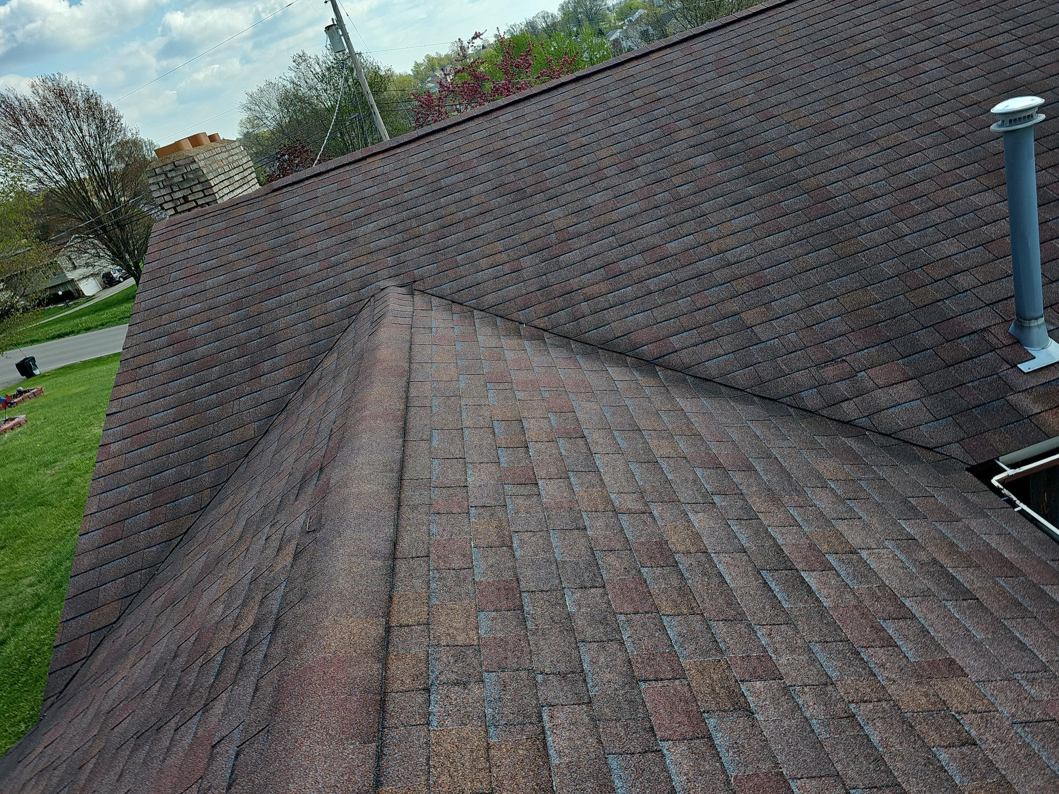 ATLAS PINNACLE COLOR: BURNT HICKORY DRIP EDGE: MUSKET BROWN by Eagle Eye Roofing