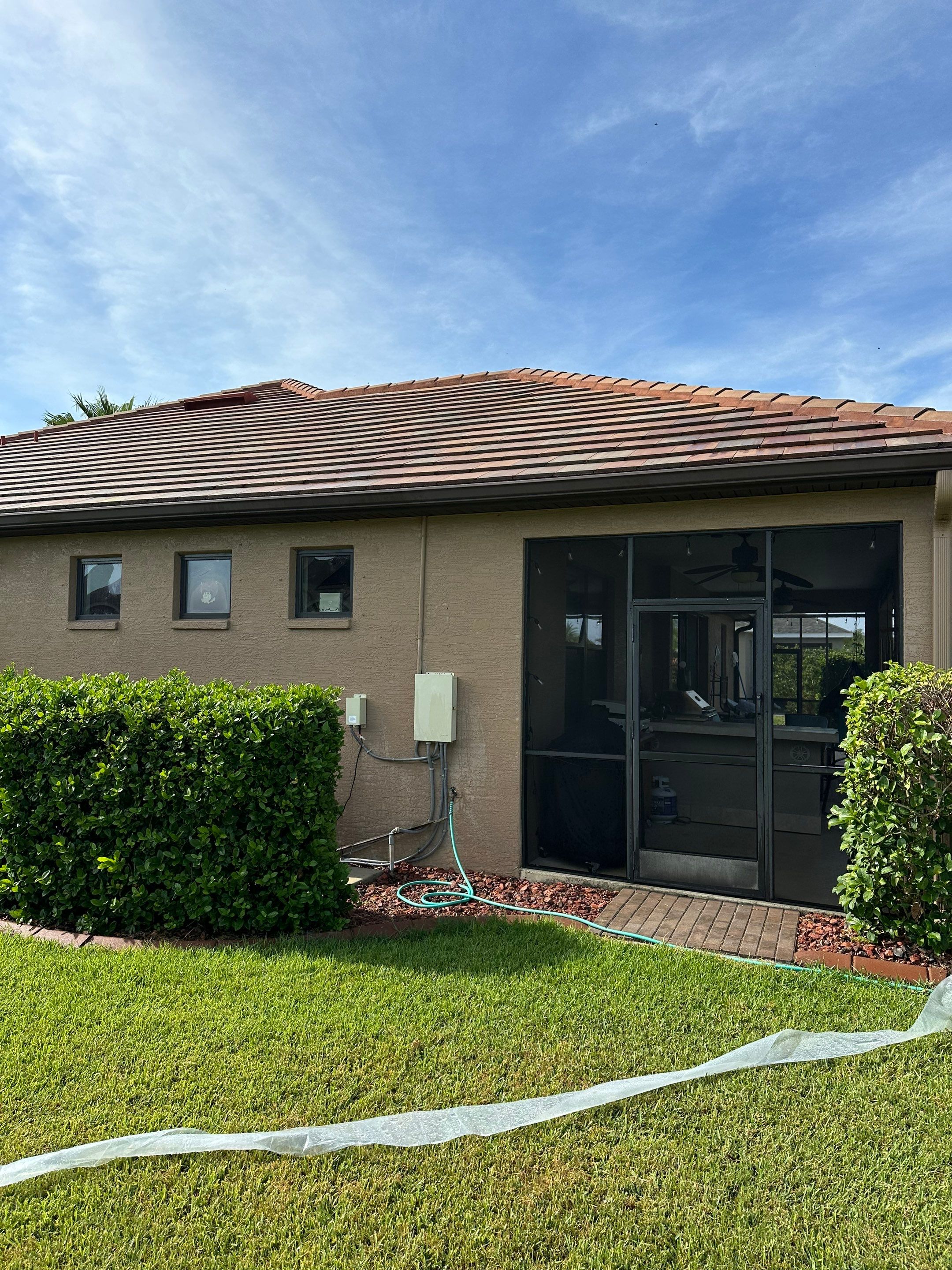 🏡 Tile Roof Cleaning – Gamble Creek Estates, Parrish, FL by Sunshine AquaWash