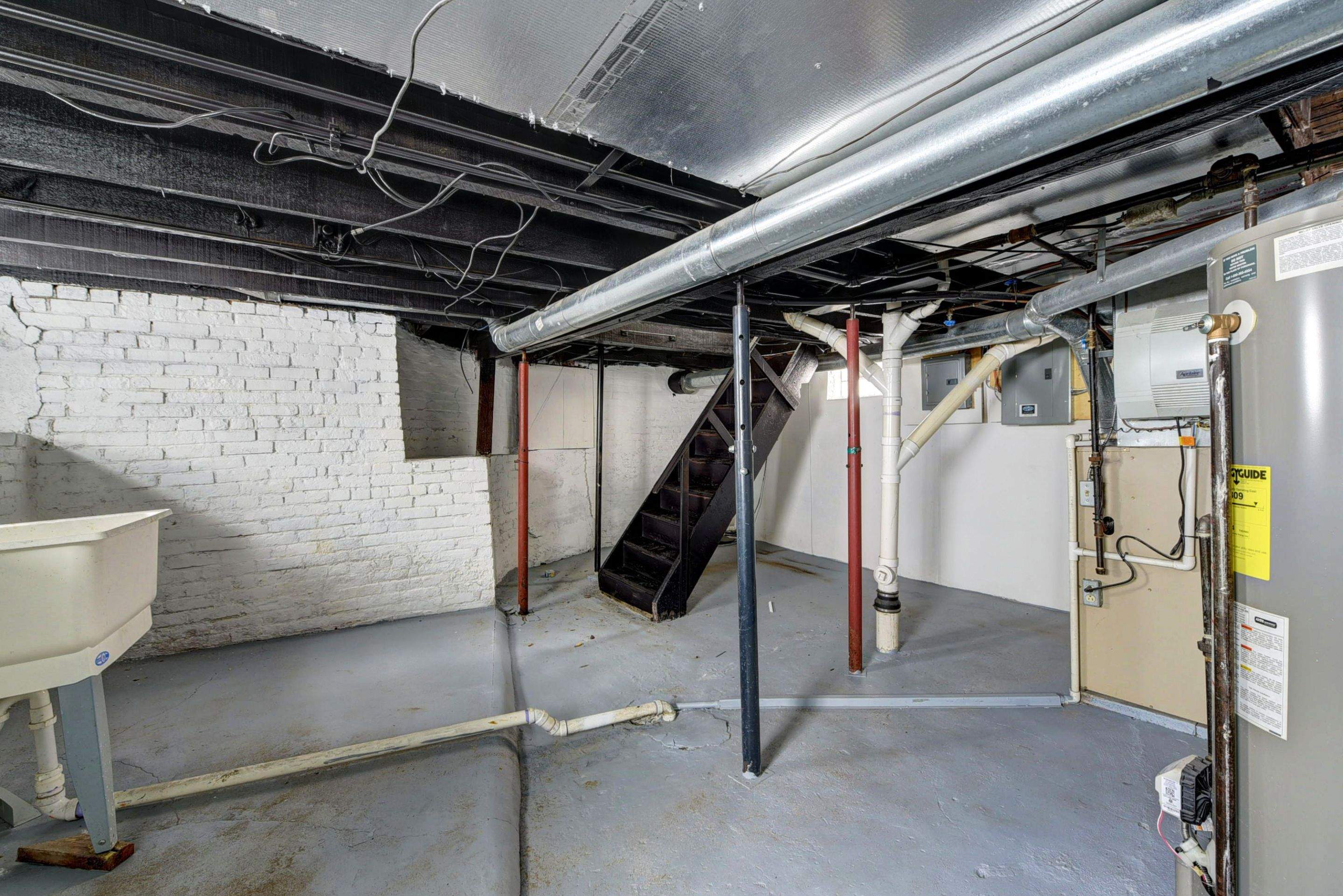 Single Family Full Remodel by Reinovation