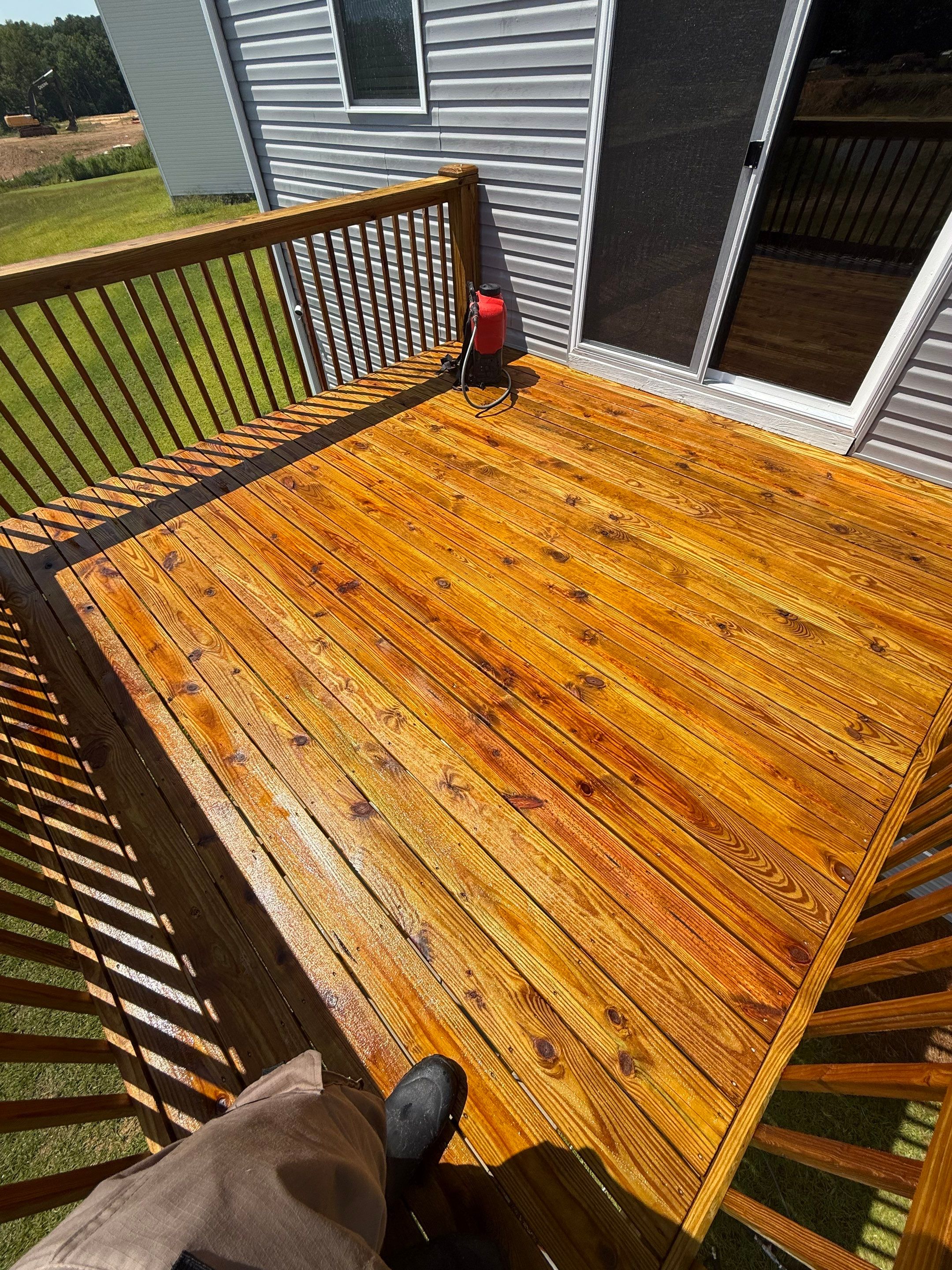 Wood Deck using Wood Sealant by DuraSeal