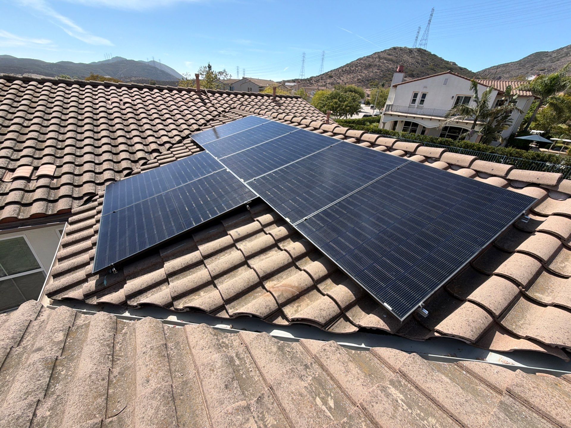 Thousand Oaks Solar Panel Installation with Tesla Powerwall 3 Backup by AWS Solar
