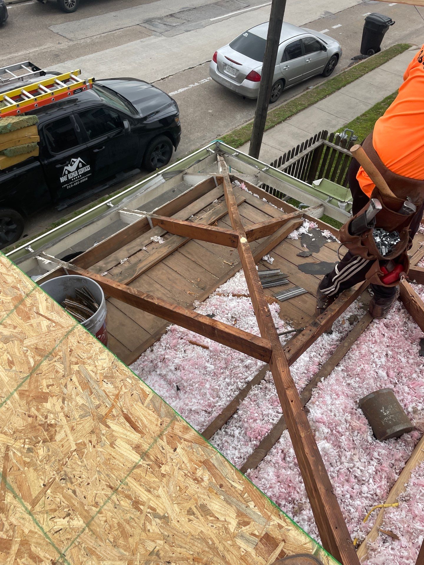 Roof Replacement Houston by Roof Repair Company
