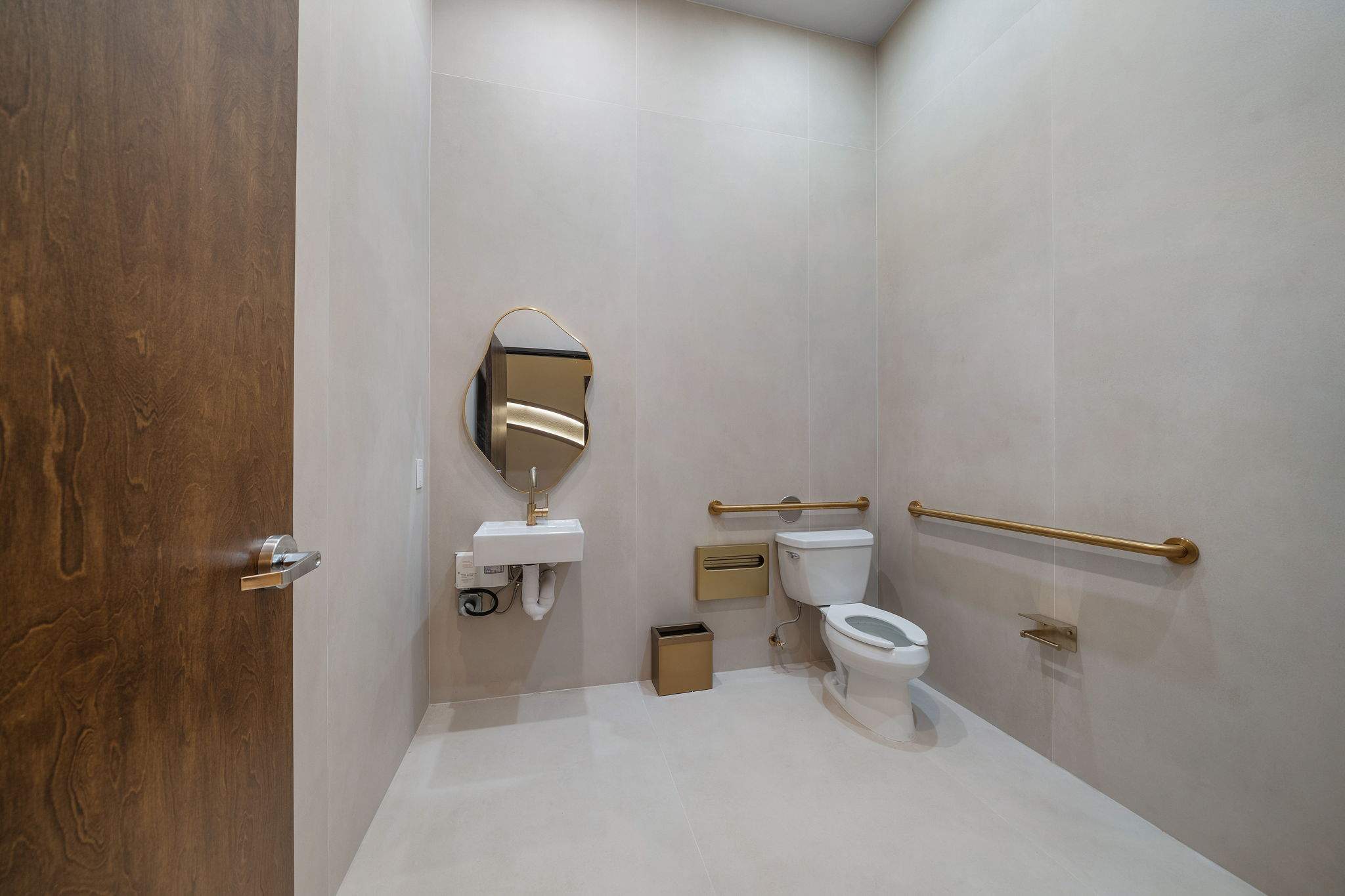 Frisco Commercial Build-Out by C3 Custom Builds