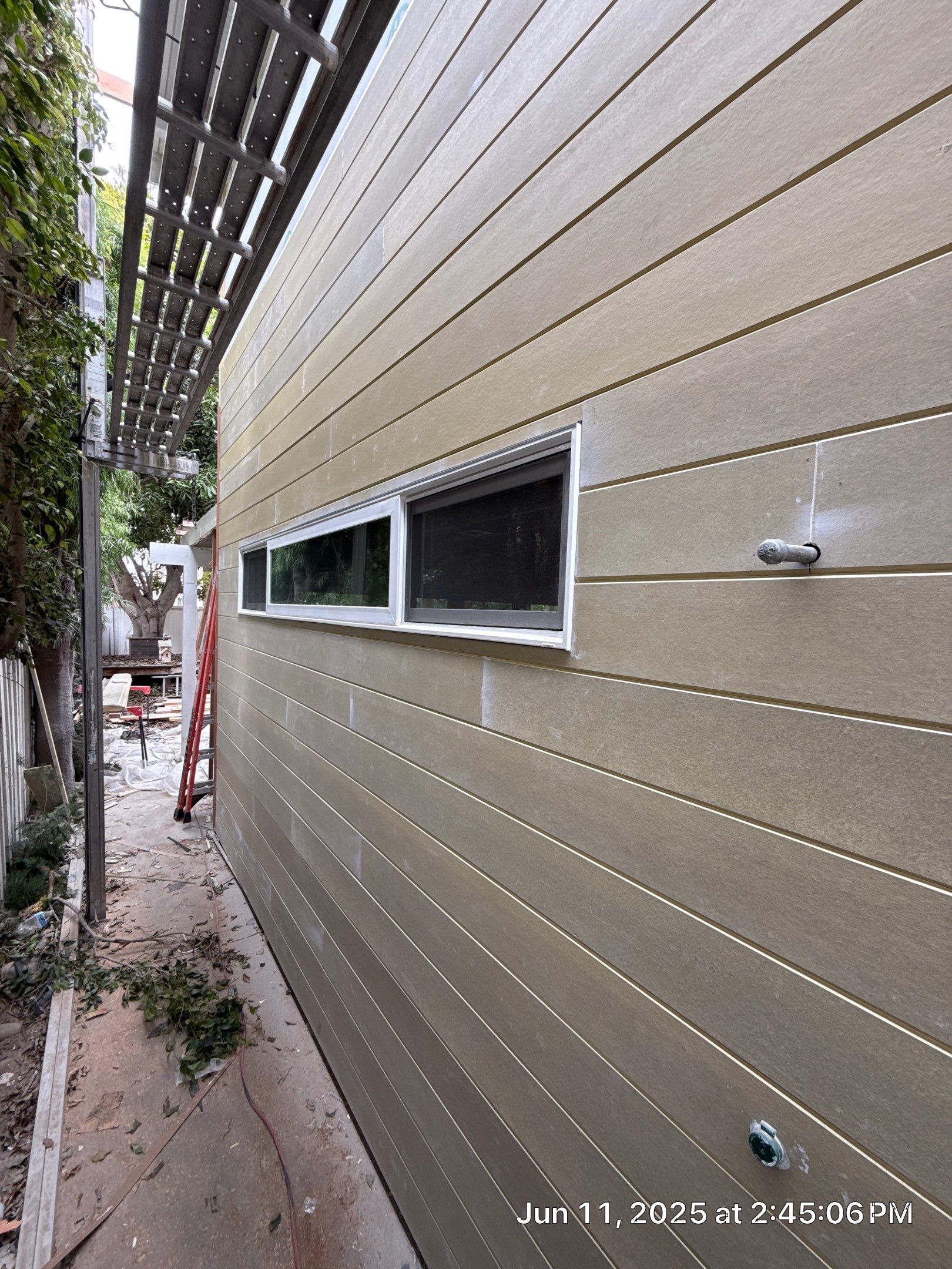 James Hardie prime V-grove by New Era Siding Inc 