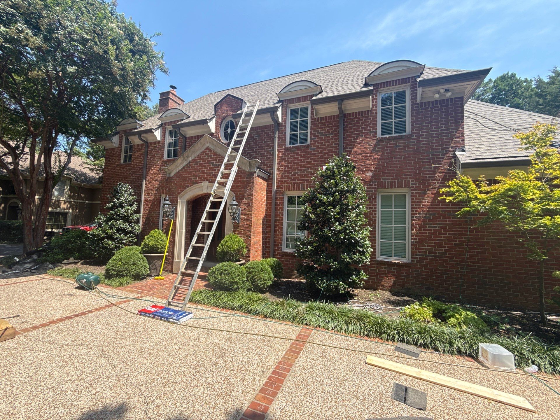 Memphis Residential Roof Replacement with GAF Timberline HDZ Shingles by Revival Roofing Services