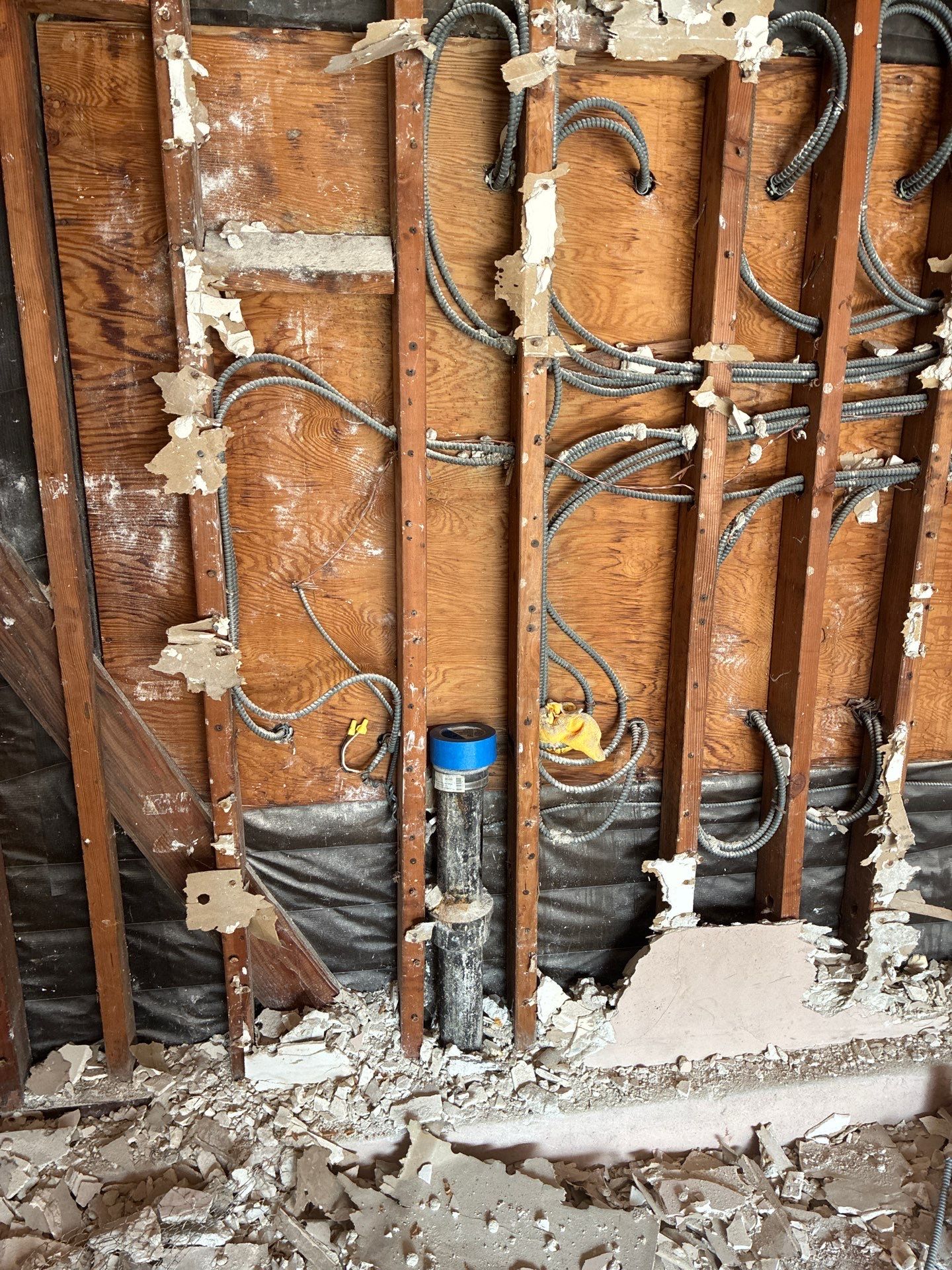 Project in 4553 North Ave by M1 Builds, Inc.