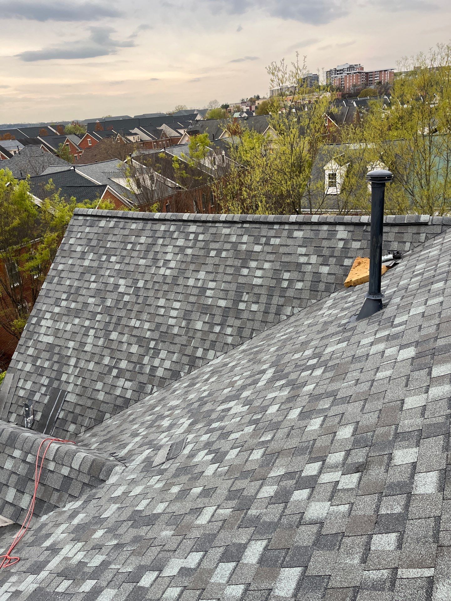 Alexandria: CertainTeed Landmark Pro Designer Shingles in Max Def Georgetown Gray by RM Banning, Inc.