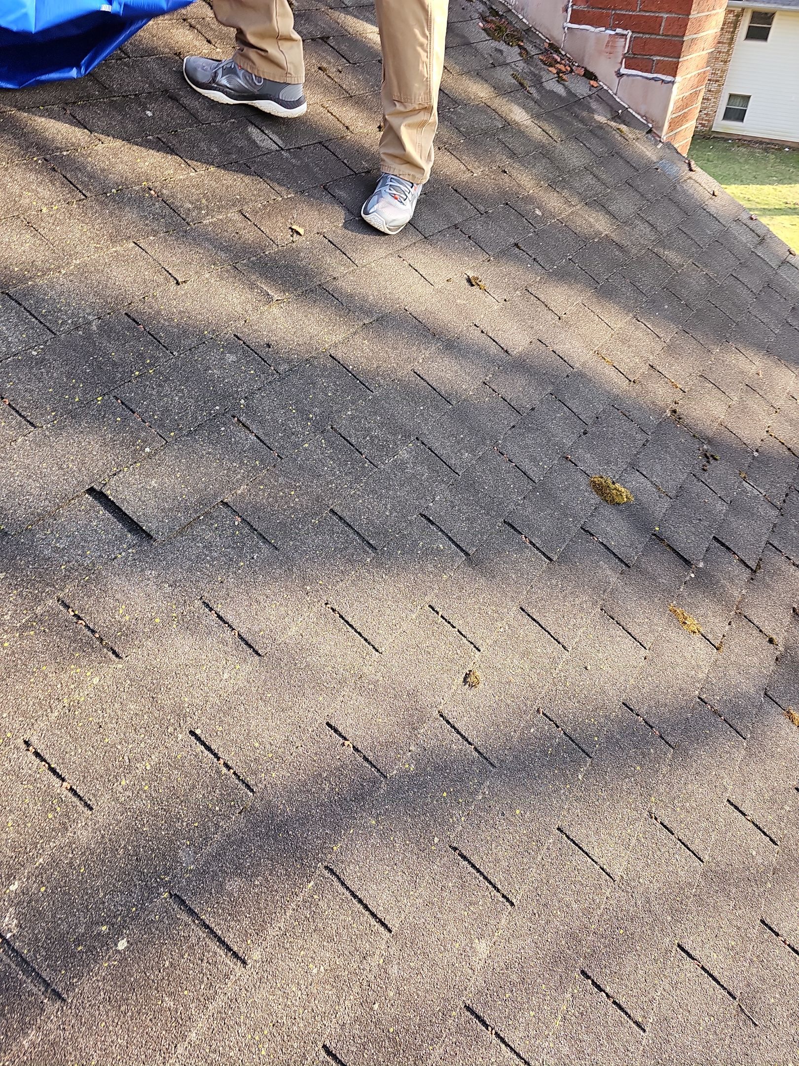 ATLAS PINNACLE HP W/SCOTCHGARD COLOR: SUMMER STORM  by Eagle Eye Roofing