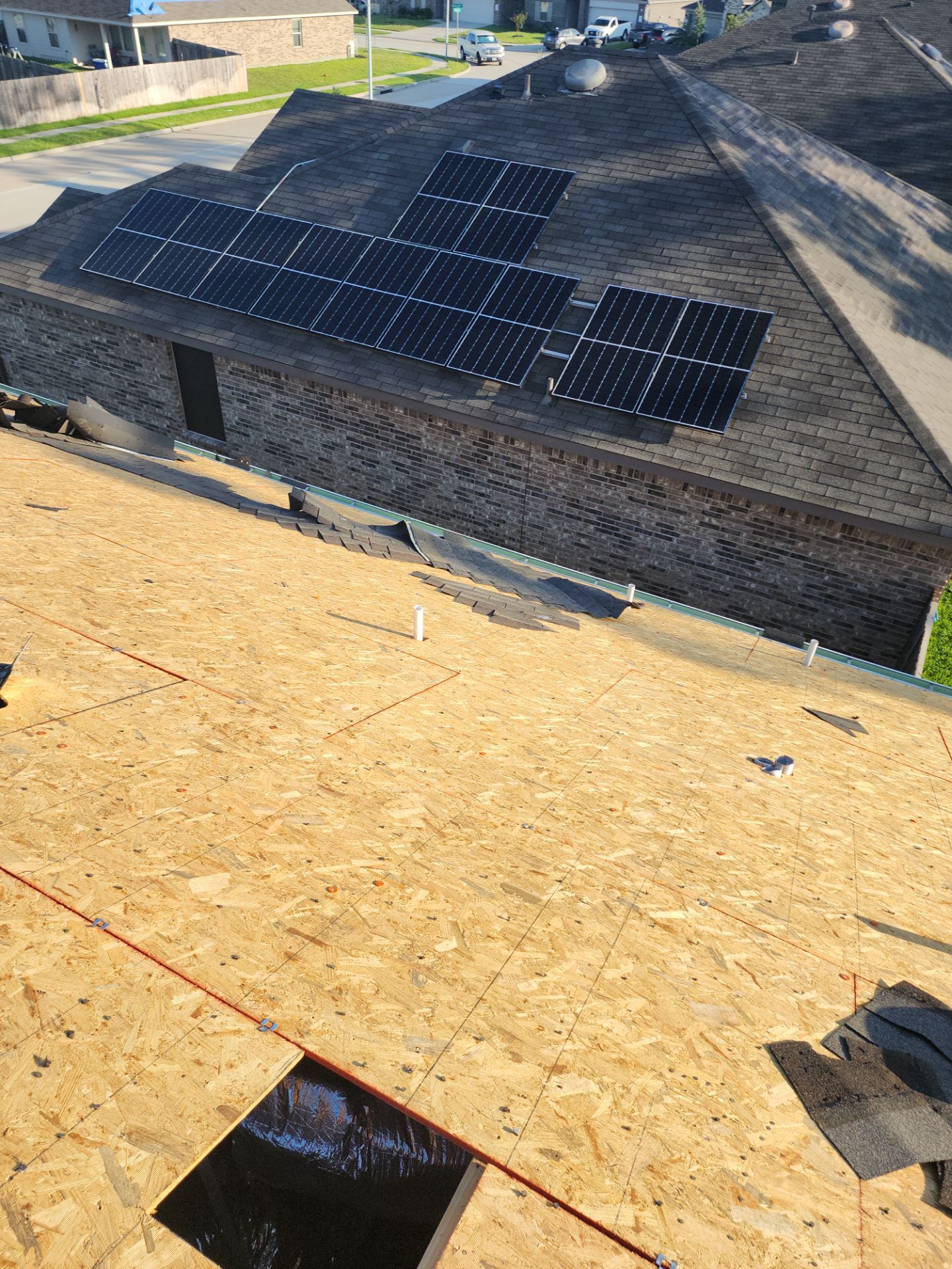 Residential Roofing Installation using Owen's Corning Duration (Lifetime) Shingles by Roof Repair Company