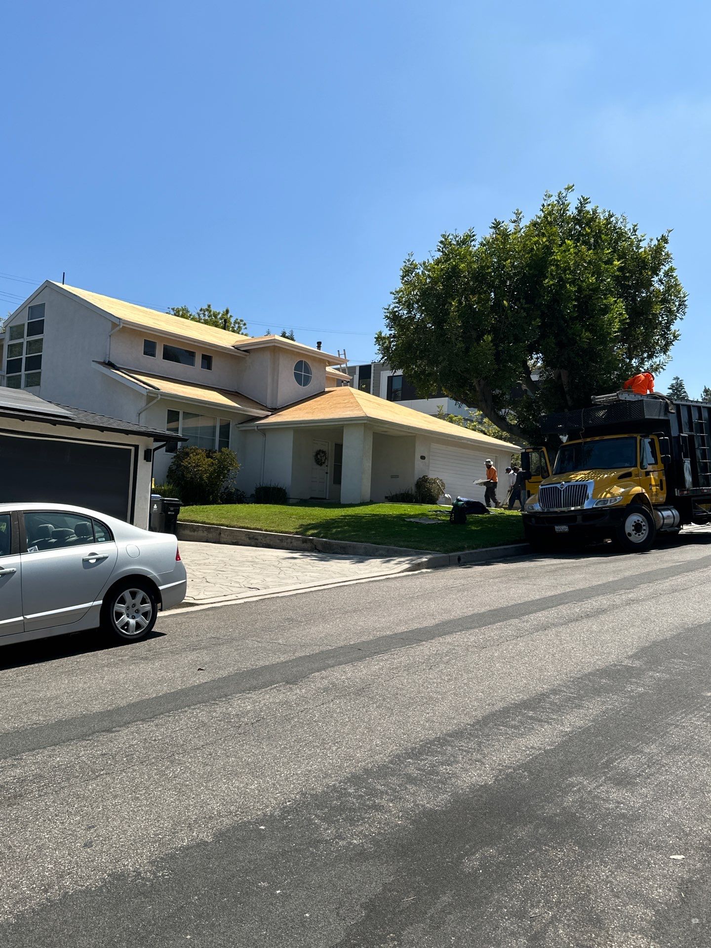 Residential Roofing Installation using GAF Charcoal Shingles by Hull Brothers Roofing