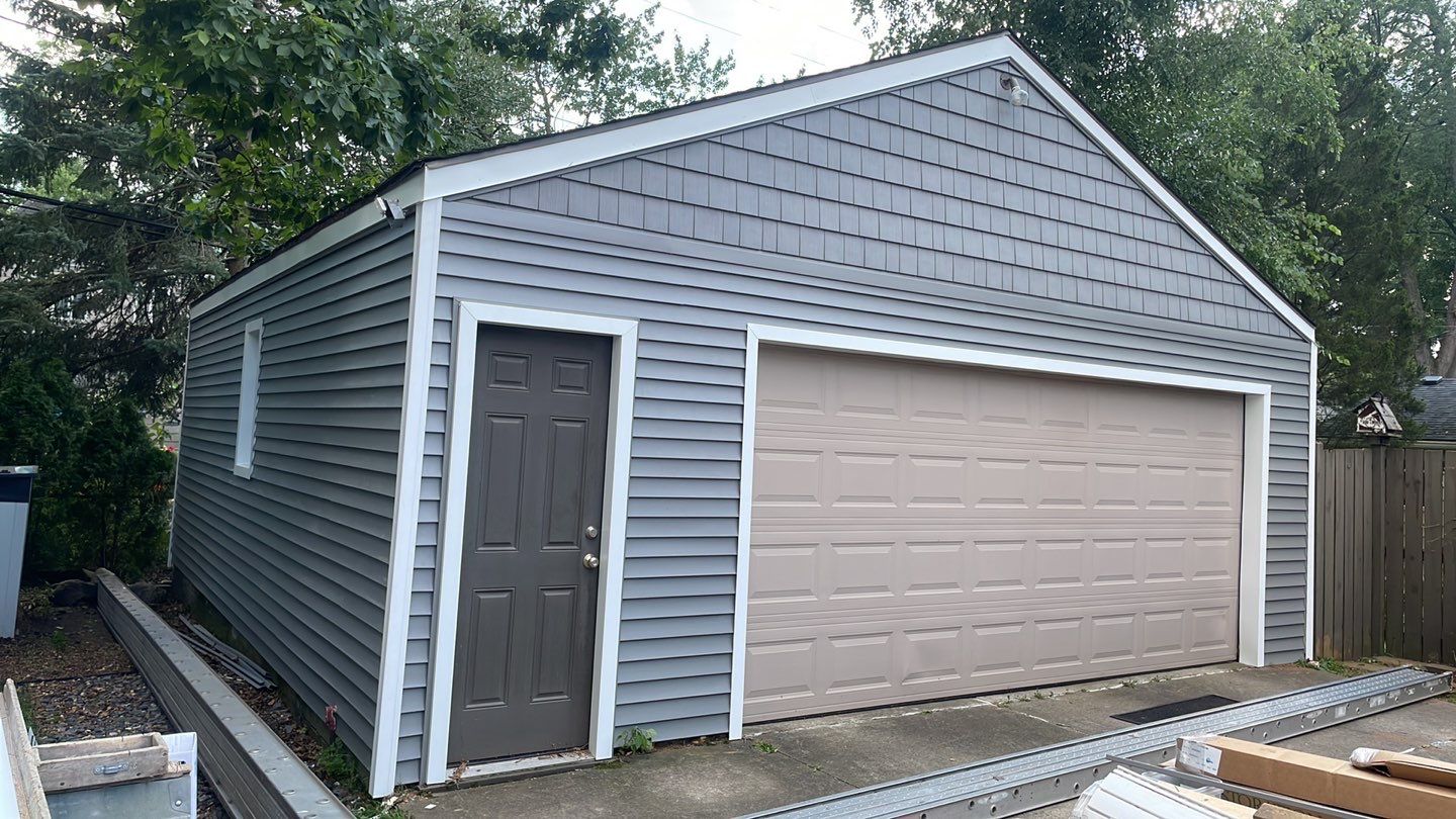 Siding Replacement using CertainTeed Restoration Classis D4 by 180 Contractors