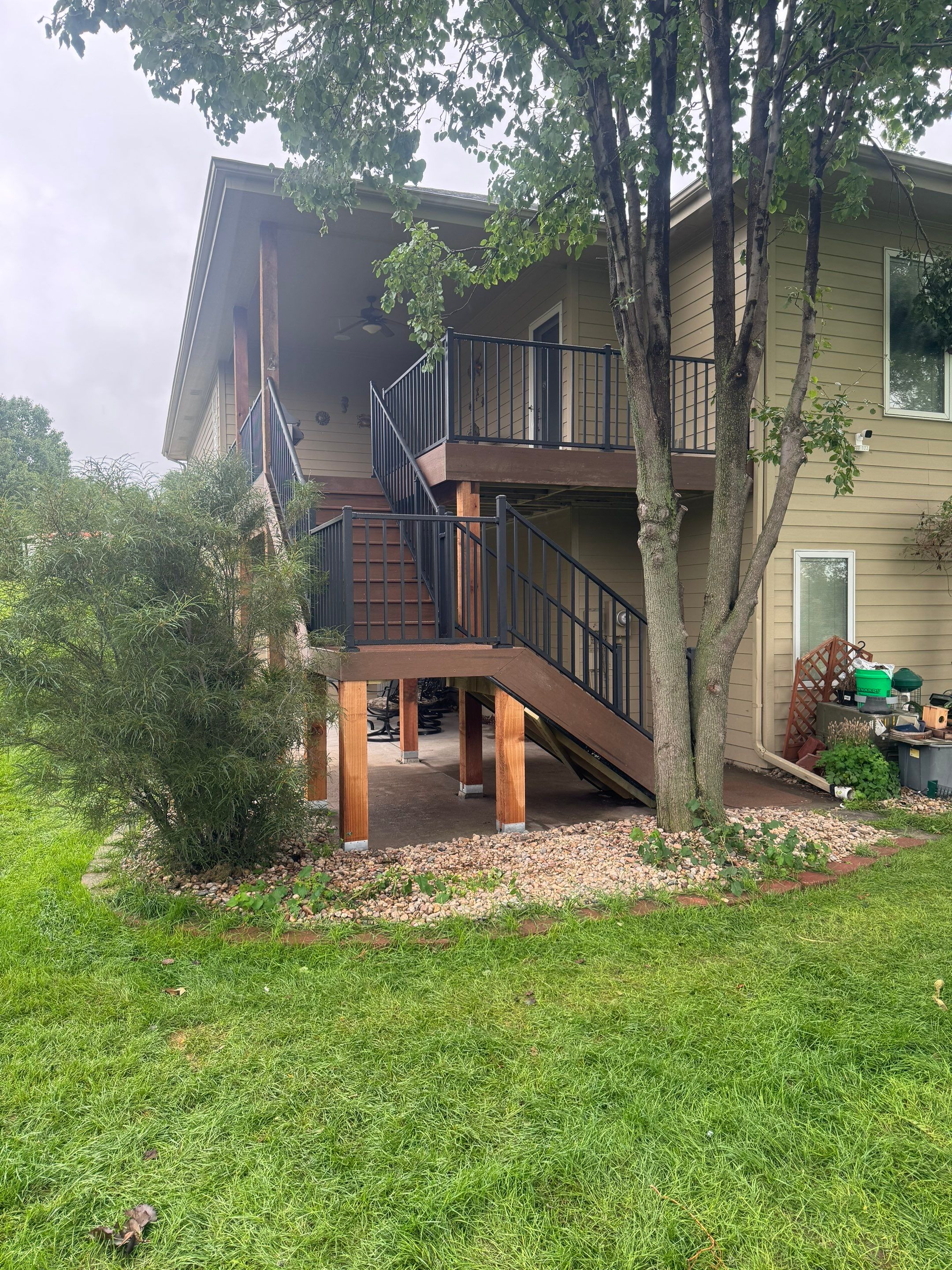 Tiburon composite deck by EAGLE EYE ENTERPRISES