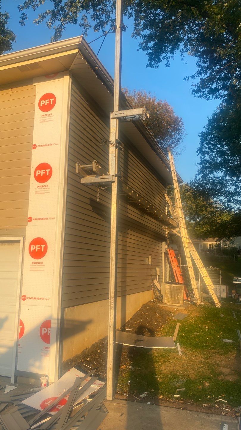 New Curb Appeal is Activated by EEC  Windows, Siding & Roofing 