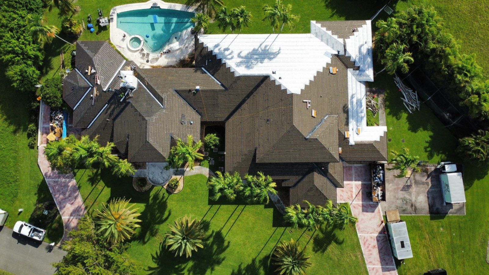 Peppertree Circle West, Davie, FL by G&J Roofing 