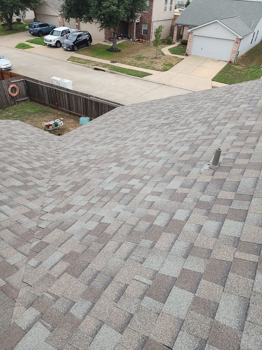 Residential Roofing Installation using Owen's Corning Duration (Lifetime) Shingles by Roof Repair Company