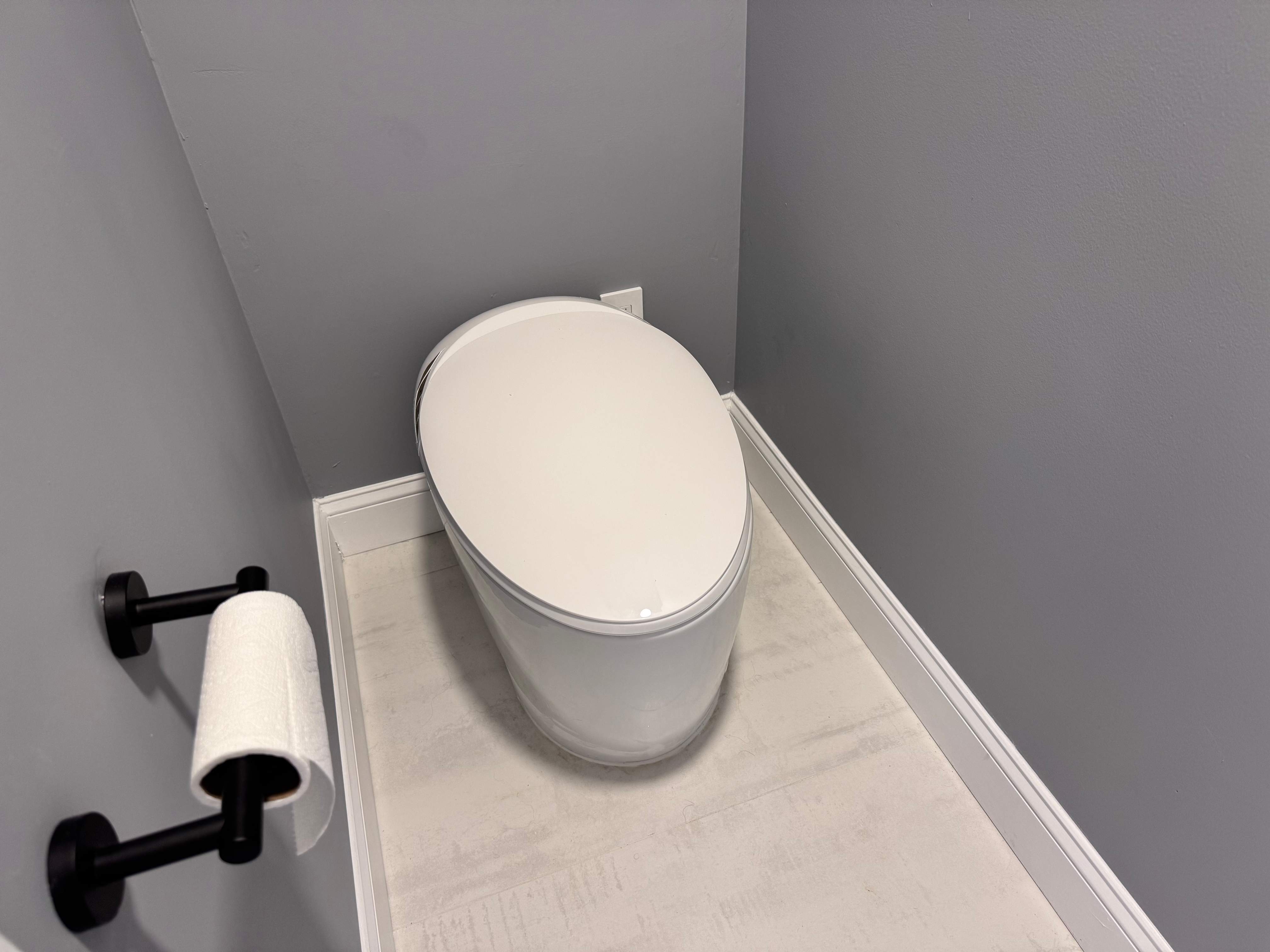 Master bathroom renovation by Prudencio