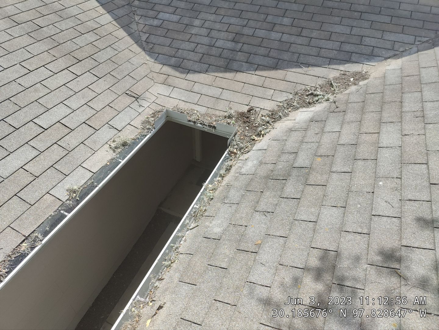 Residential Roofing Installation using Owens Corning Oakridge Estate Grey by DeZign Roofing & Exteriors