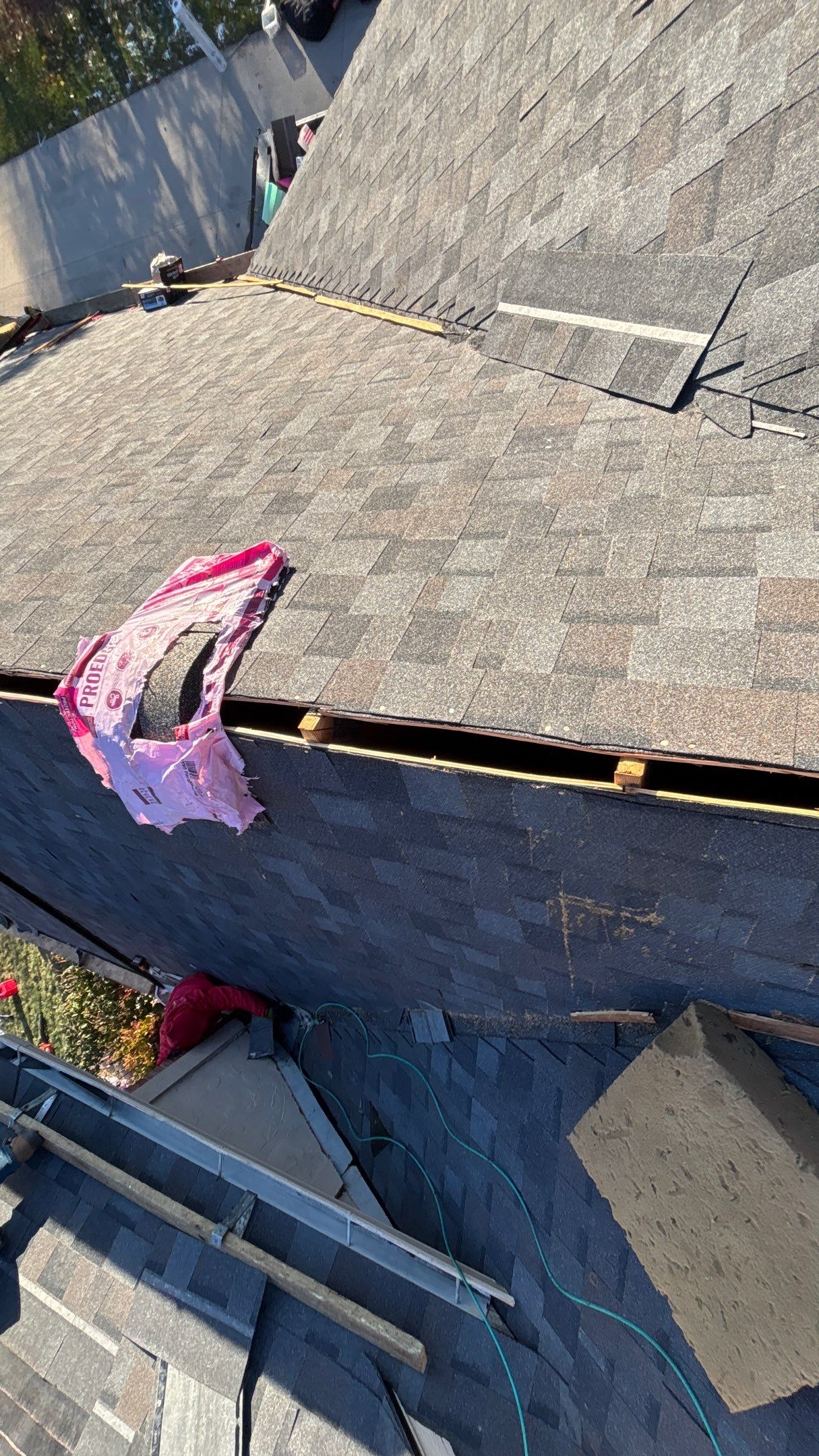 Roof Replacement using Owens Corning Williamsburg Grey by 180 Contractors