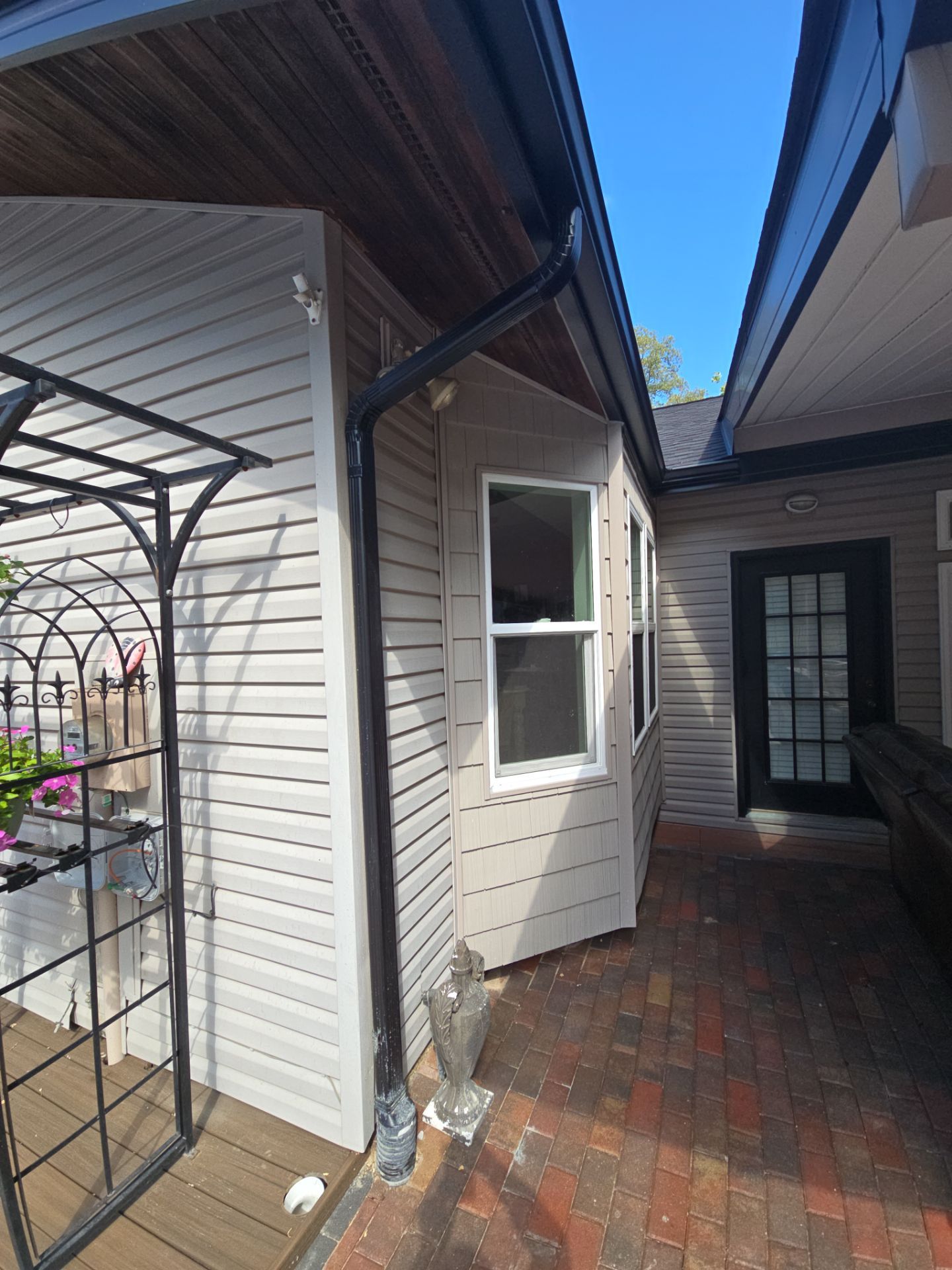 Vinyl Siding Installation in Defiance by Midwest Construction Group LLC
