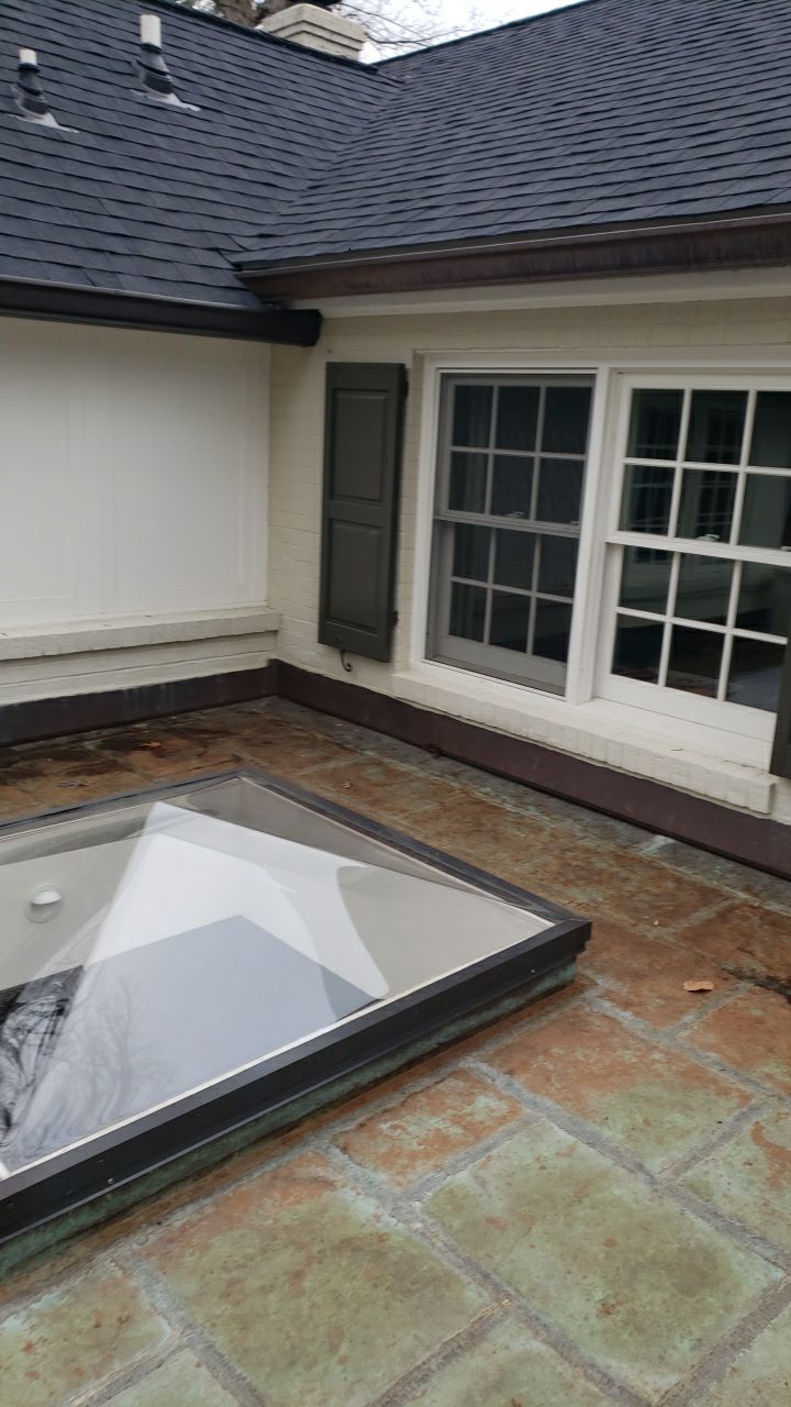 McLean: Certainteed Landmark Pro Designer Shingles in Max Def Charcoal Black by RM Banning, Inc.