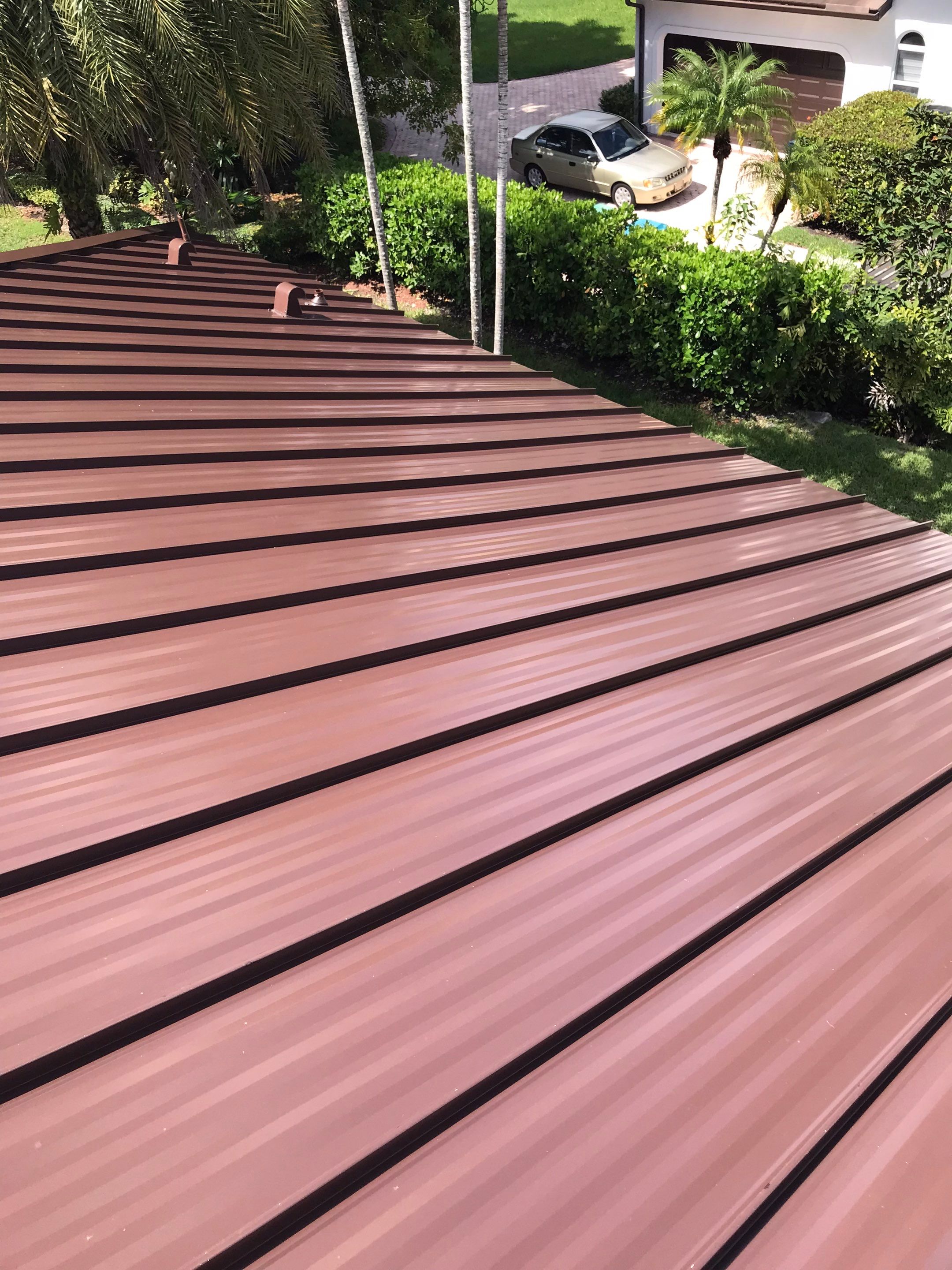 Metal Roof - Galvalume - Mansard Brown by Istueta Roofing
