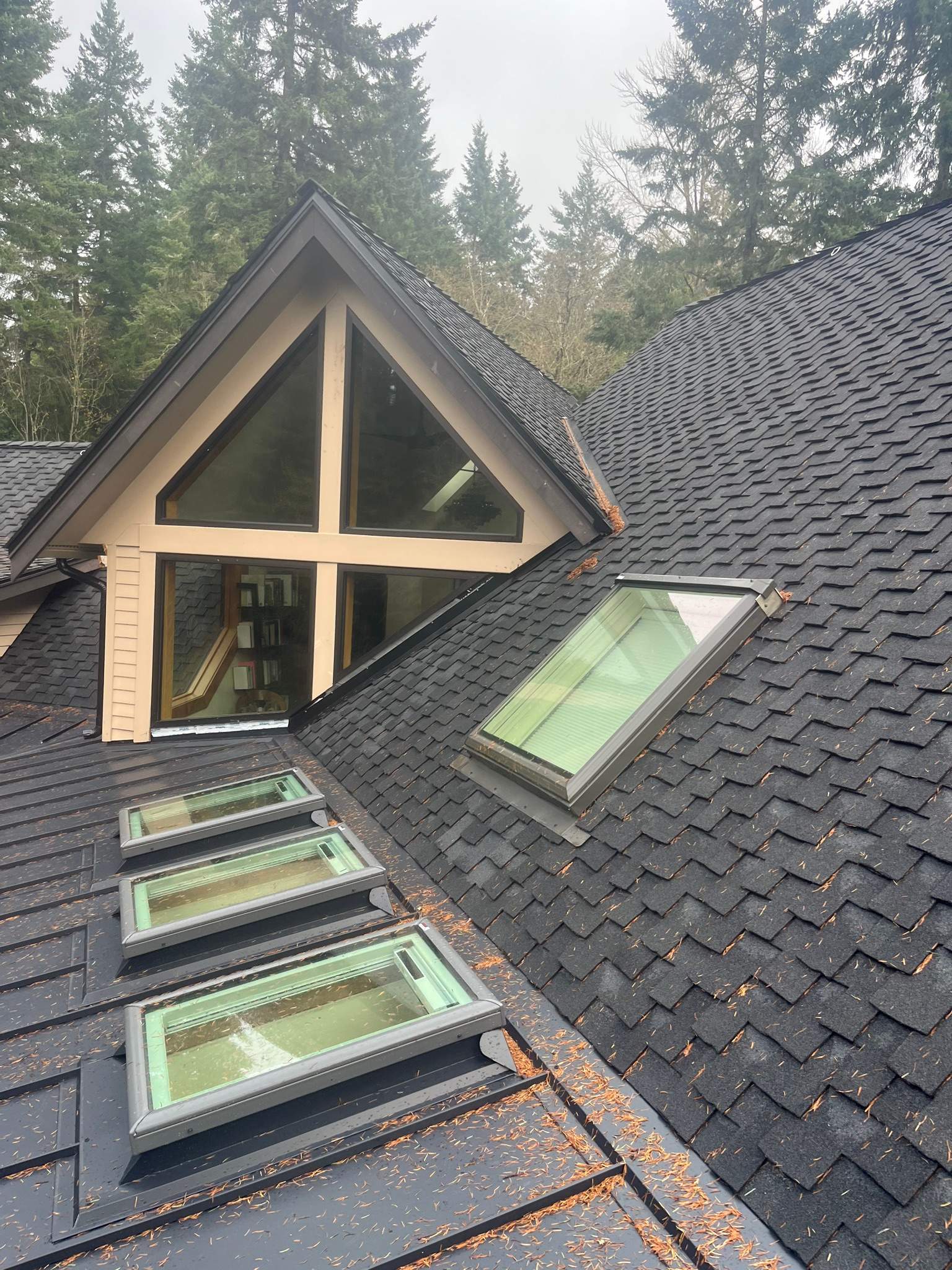 Residential Roof Replacement in Poulsbo, WA by Hanley Construction