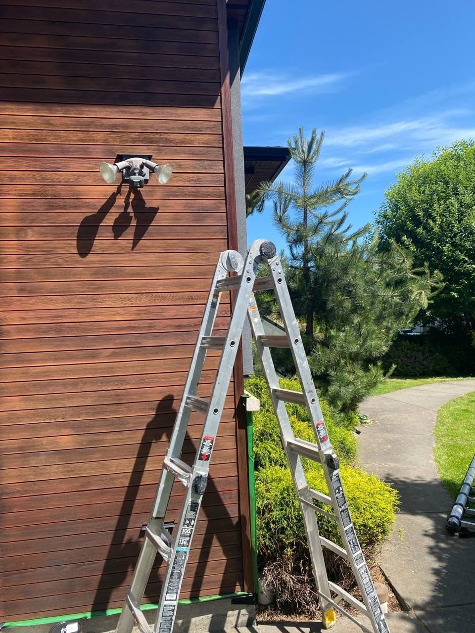 Exterior Painting & Staining in Vancouver by YVR Construction Group