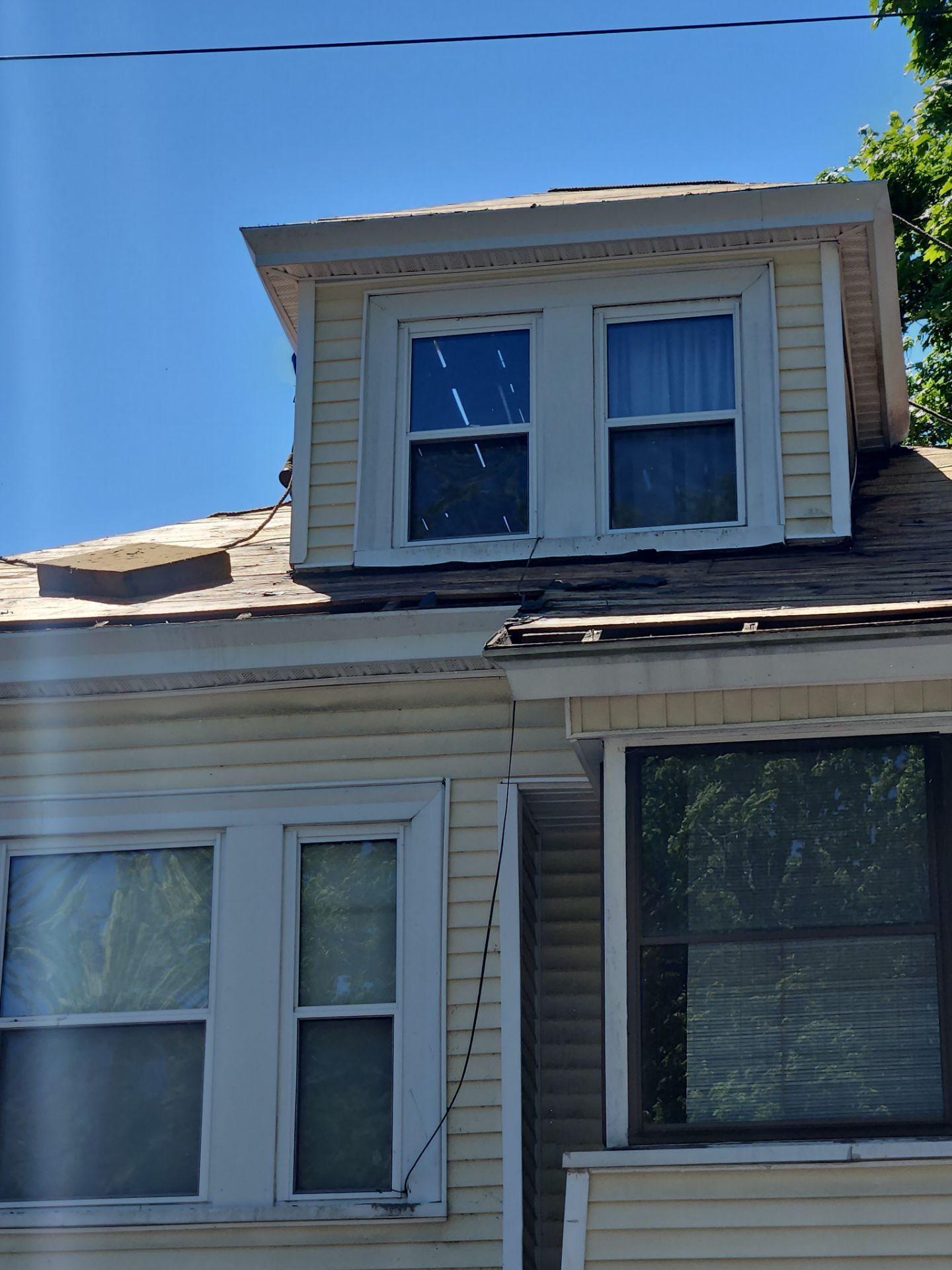 Full Roof Replacement – Lawrence, MA by Mighty Dog Roofing of Greater Middlesex County