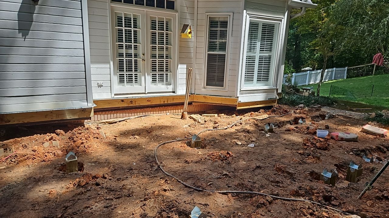 Jameswood Lane - Composite Deck Build by Pillar and Pine