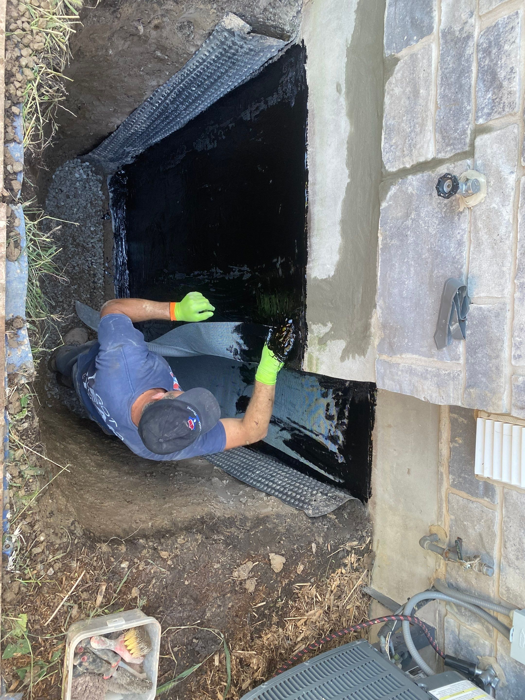 Exterior Foundation Waterproofing and Membrane Installation in Niagara-on-the-Lake by Canada Waterproofers Inc