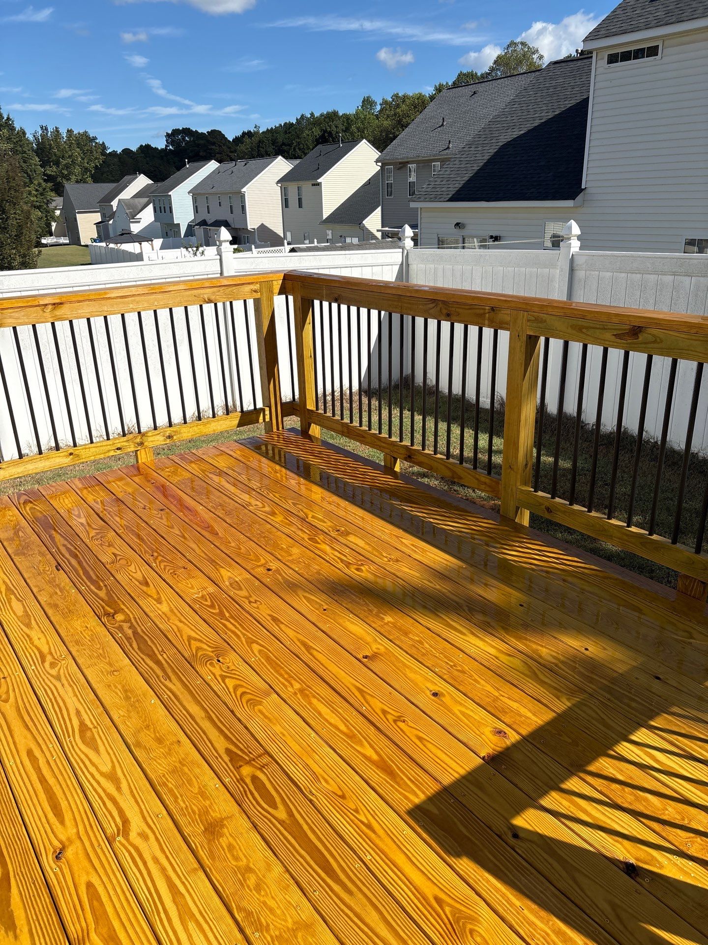 Wood Deck using Wood Sealant by DuraSeal