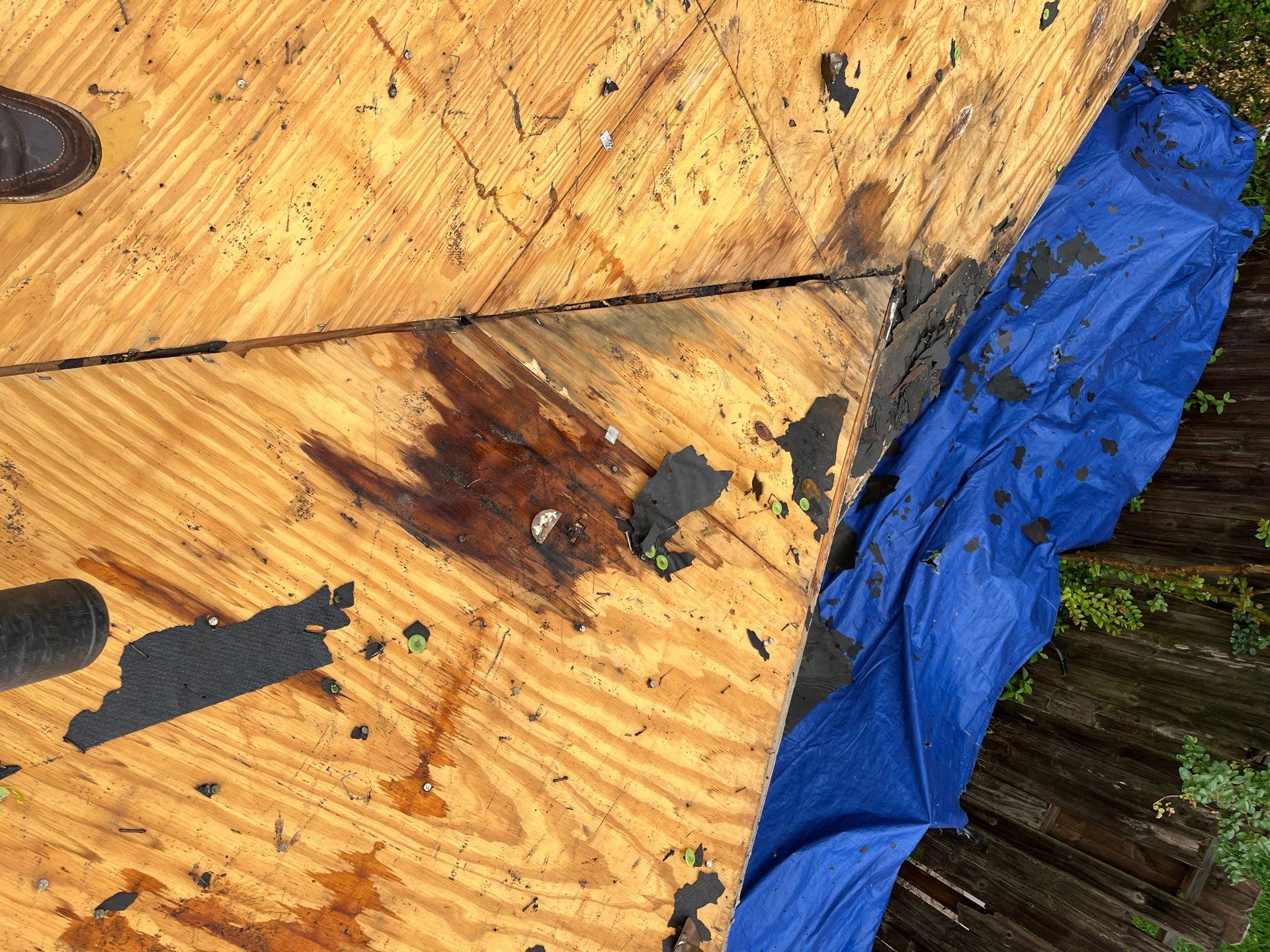 Residential Roofing Installation using Owen's Corning Duration (Lifetime) Shingles by Roof Repair Company