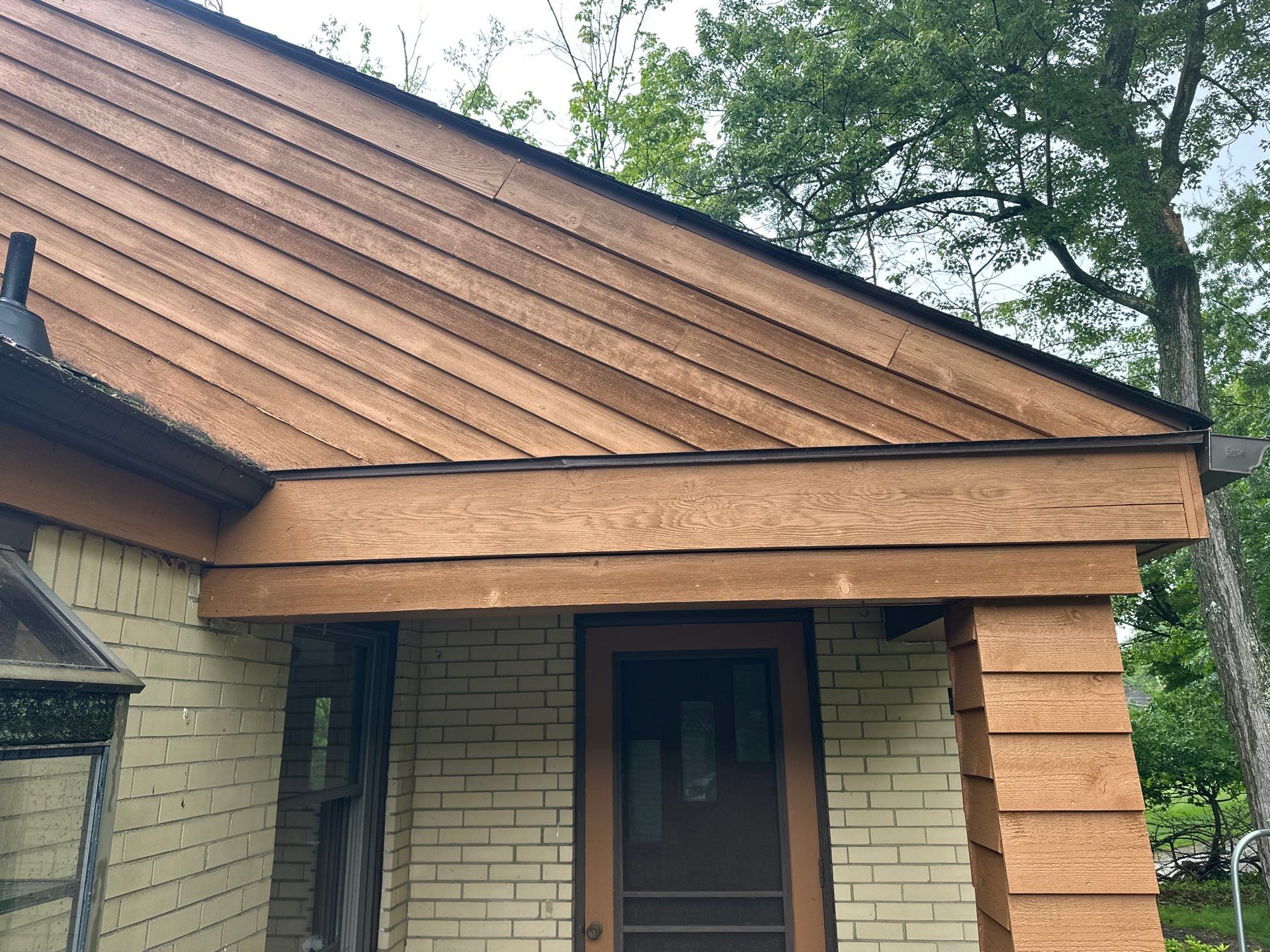 Hardie siding  by Cousins Roofing Siding & Decks