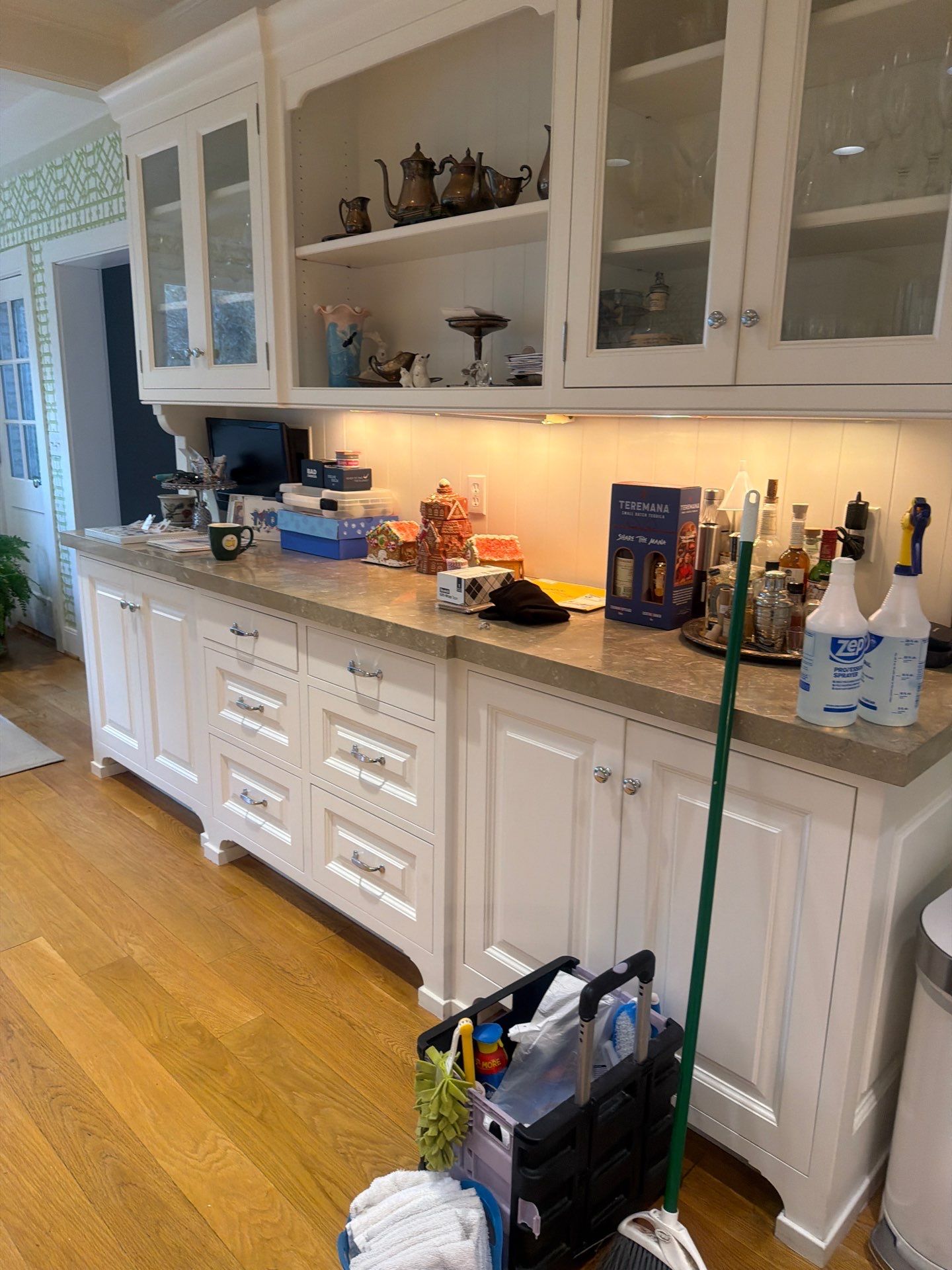 House Cleaning and Maid Service in Dunthorpe Portland by Cloud 9 Professional Cleaning Services