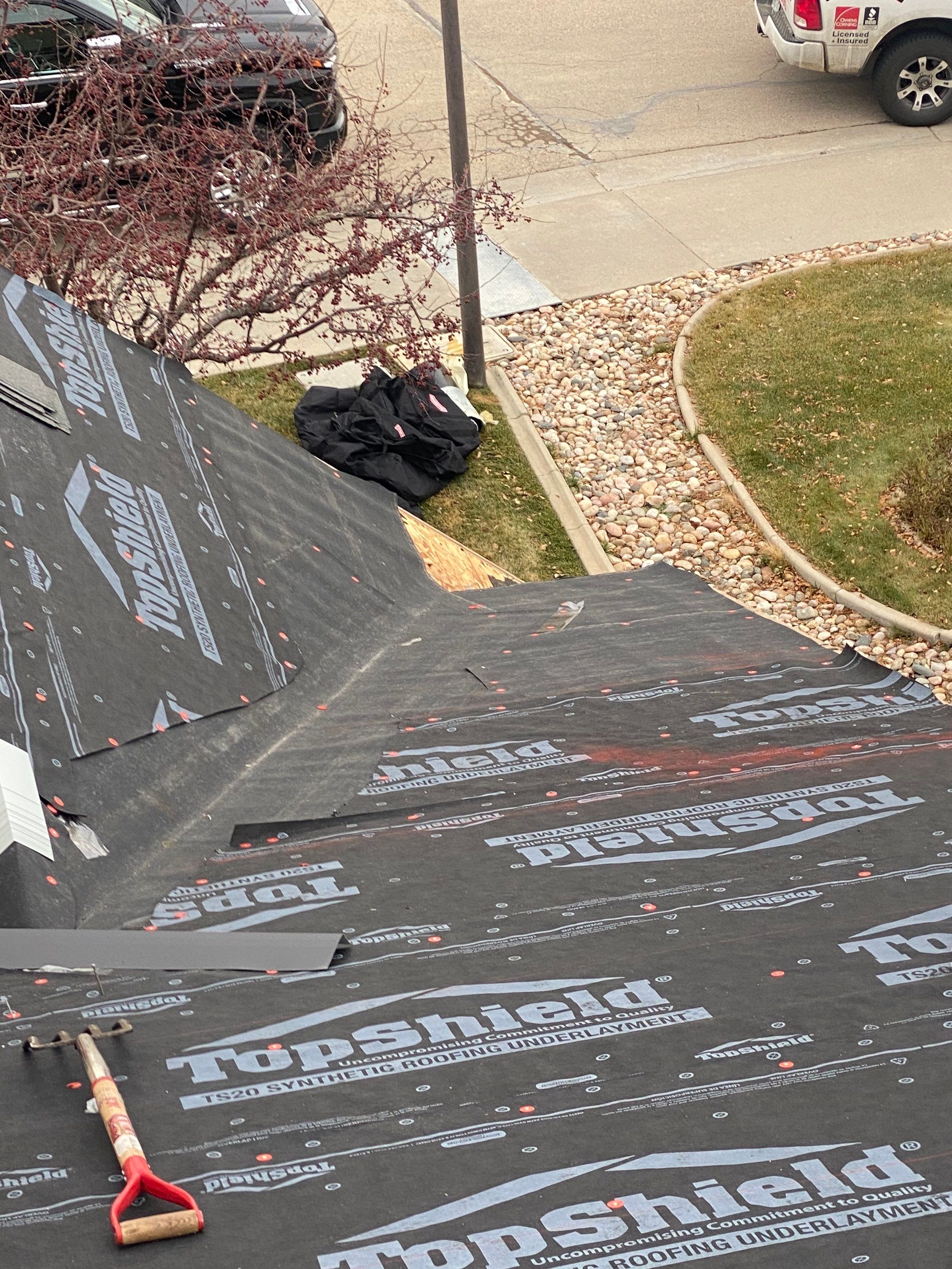 Resdiental Hail Damage Roof Replacement using Atlas Pinnacle Class 4 Impact Resistant "Weathered Wood" color by Black Belt Roofing