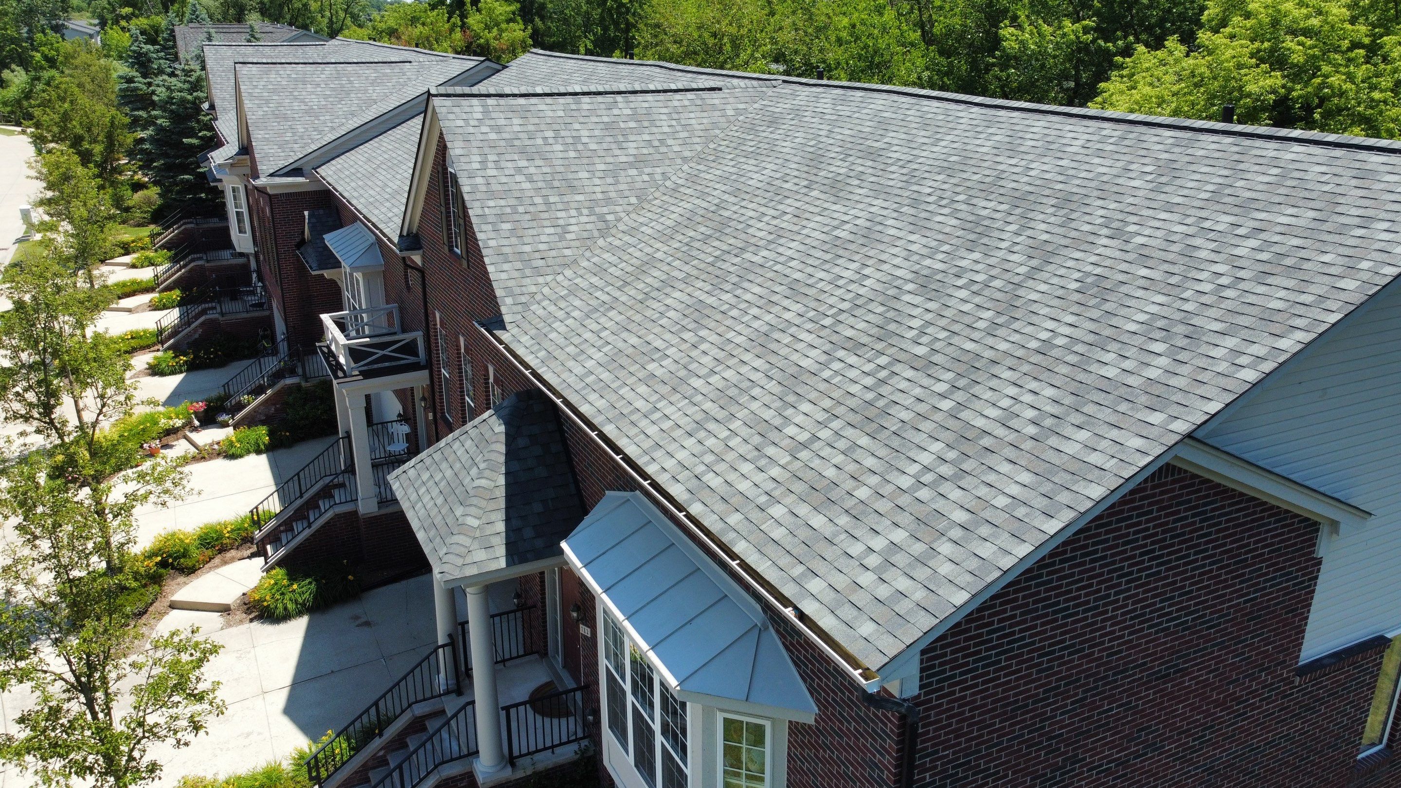 Roof Replacement - Condo Association   by Bloomfield Construction & Restoration