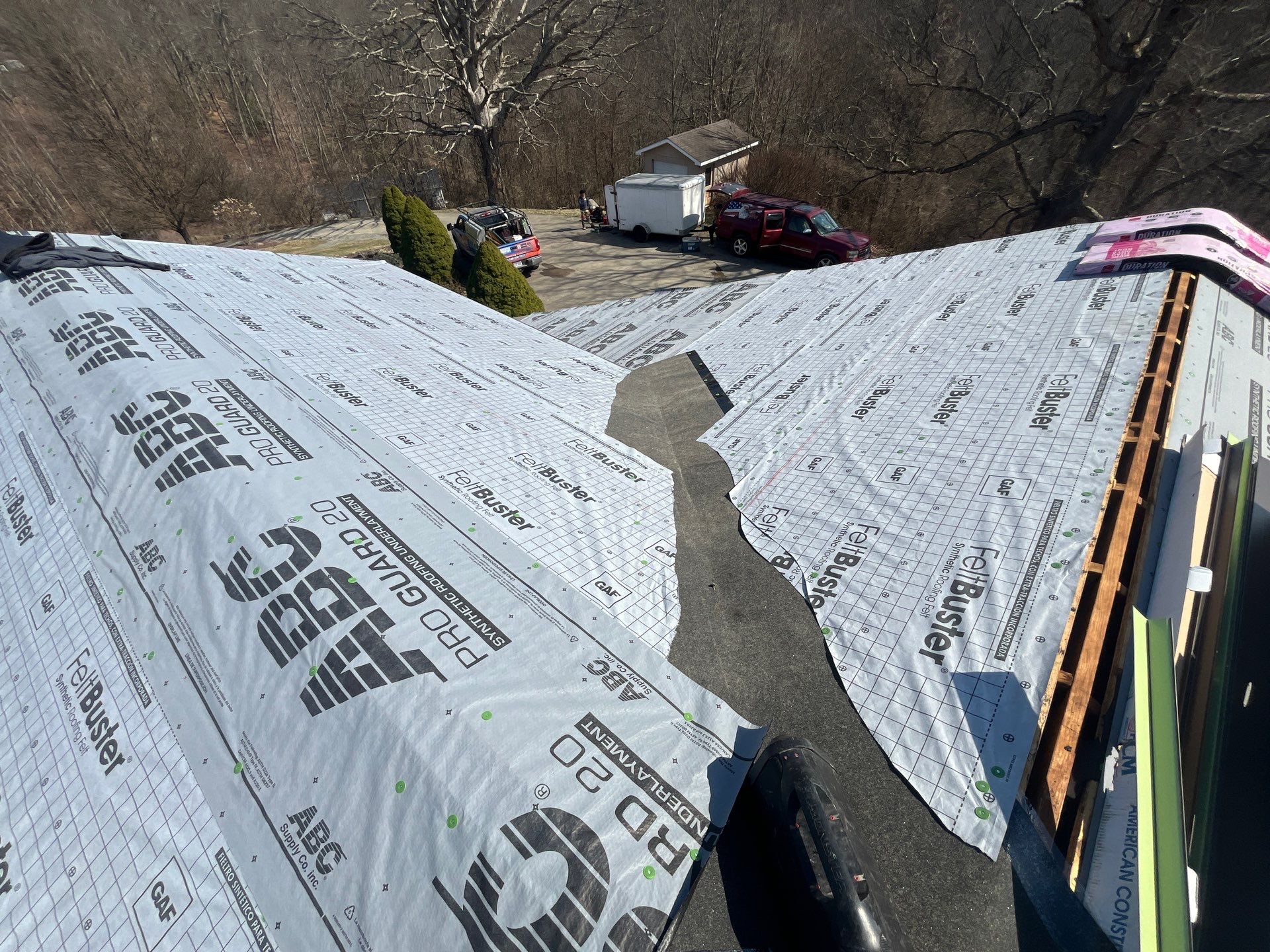 Residential Roofing Installation using GAF Timberline HDZ Charcoal by Rainstoppers Roofing