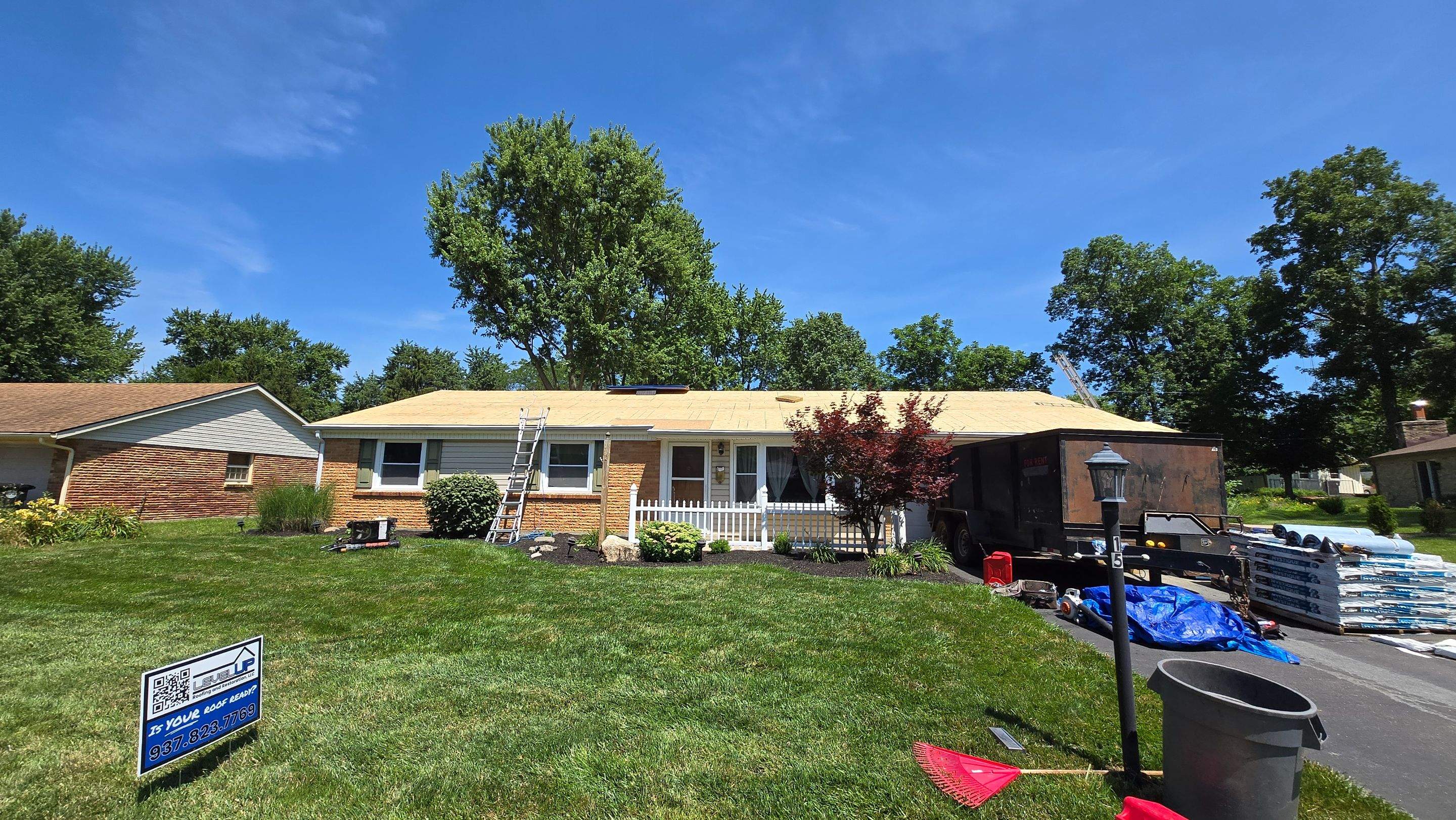 Even the Standard Shingles look good! by Level Up Roofing and Restoration Services LLC