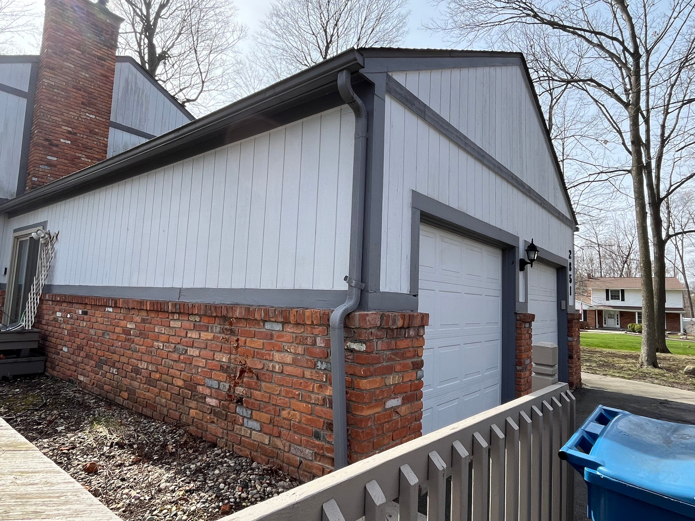 Siding Replacement using Alside Charter Oak D4.5" Deep Moss by 180 Contractors